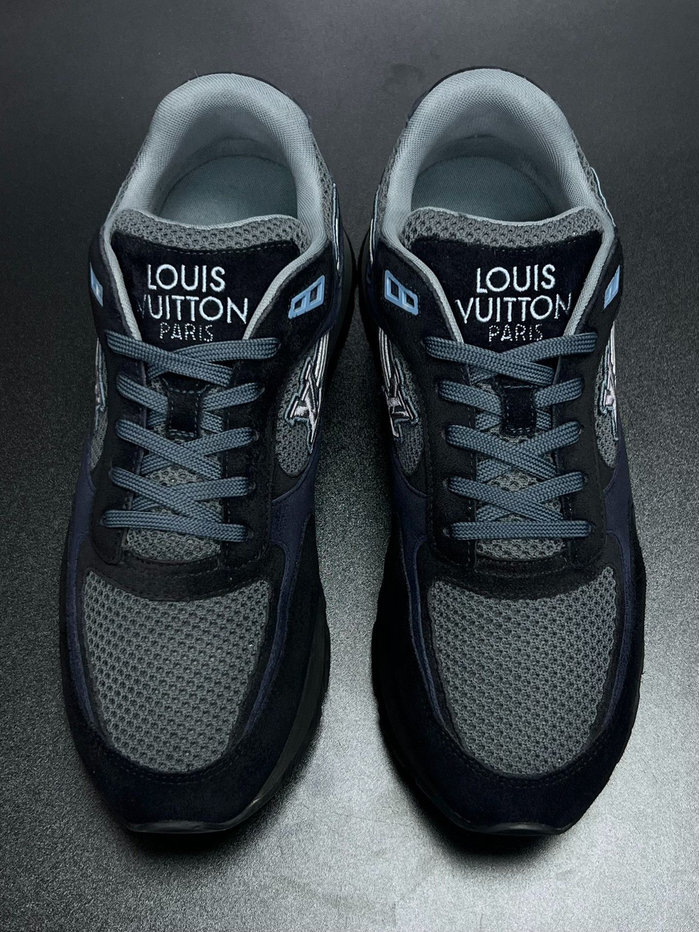 Louis Vuitton Louis Vuitton Suede Blue Lowtop Sneakers 11 Men Size US 11 / EU 44 - 3 Thumbnail