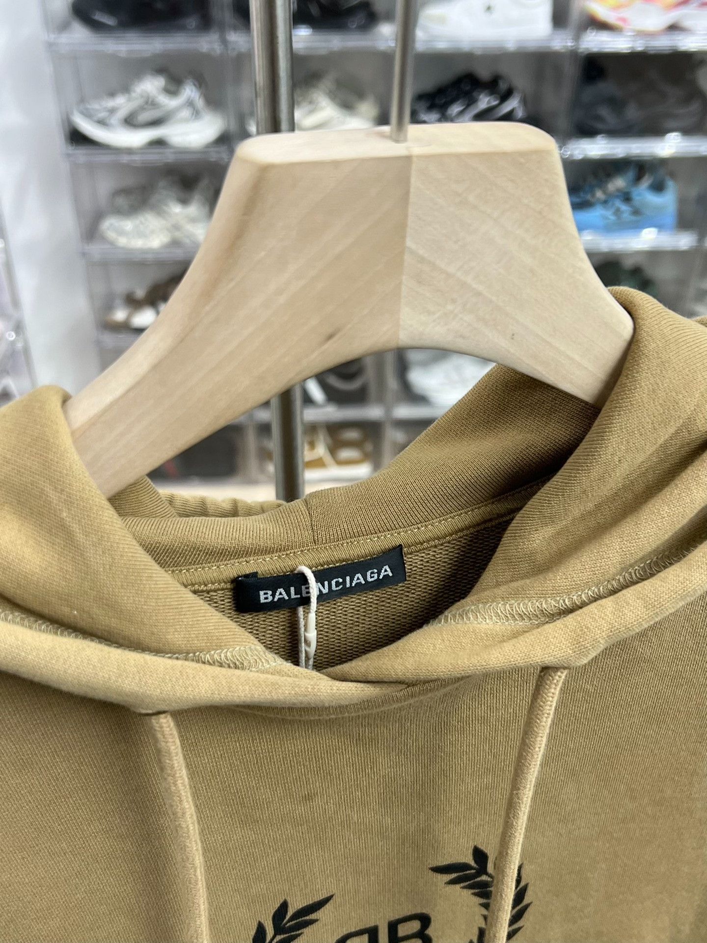 Balenciaga Balenciaga Beige Hoodie s Men Size US S / EU 44-46 / 1 - 2 Thumbnail
