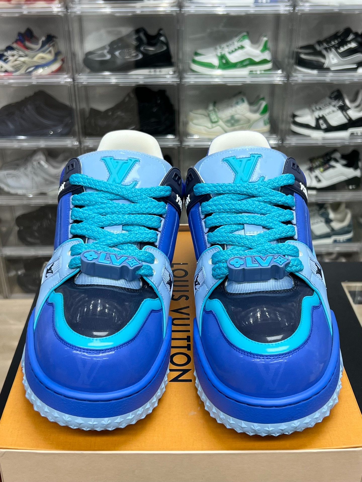 Louis Vuitton Louis Vuitton Training Blue Lowtop Sneakers 12 Men Size US 12 / EU 45 - 2 Thumbnail