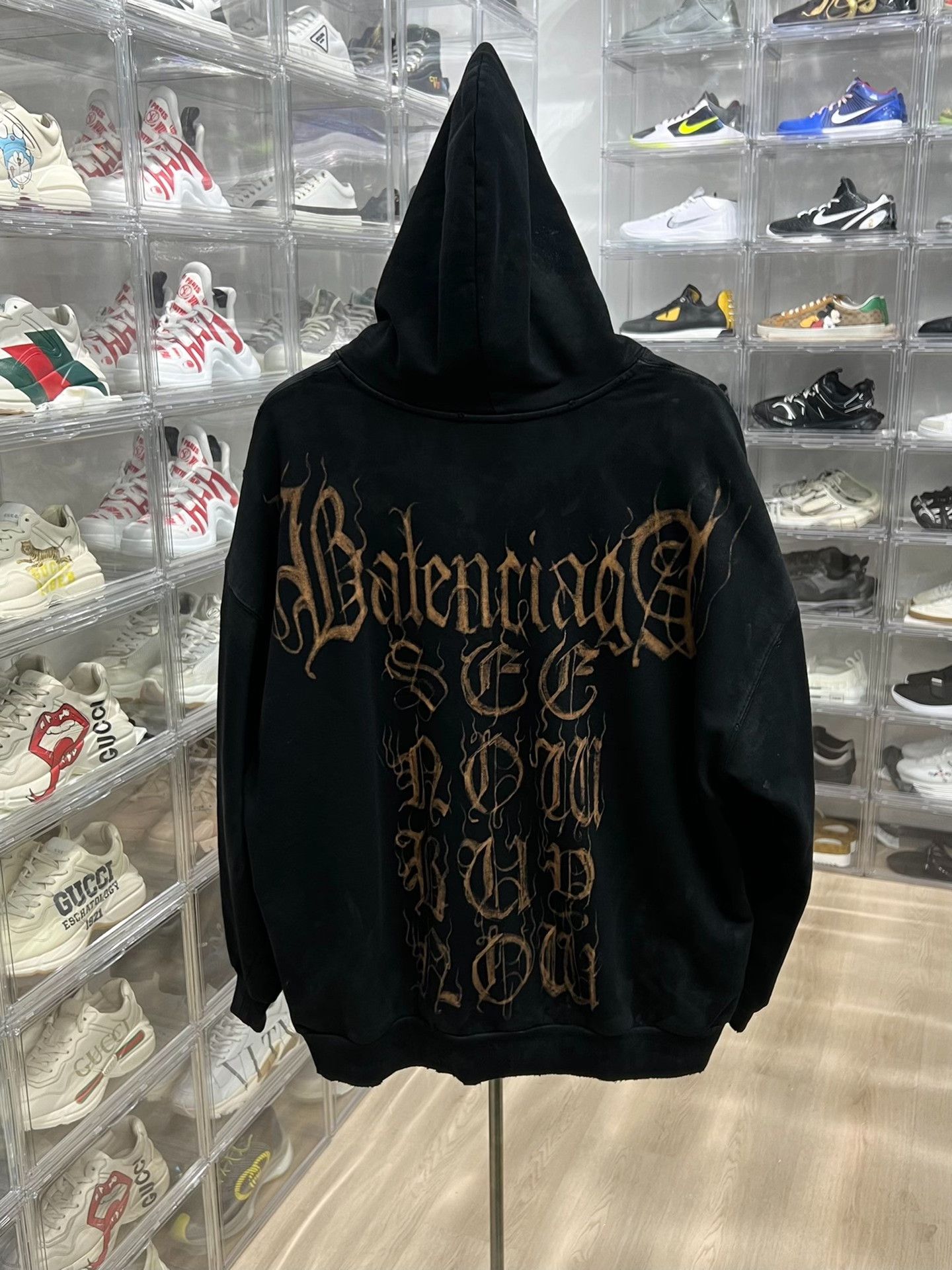Balenciaga Balenciaga Hoodie xl Men Size US XL / EU 56 / 4 - 7 Thumbnail