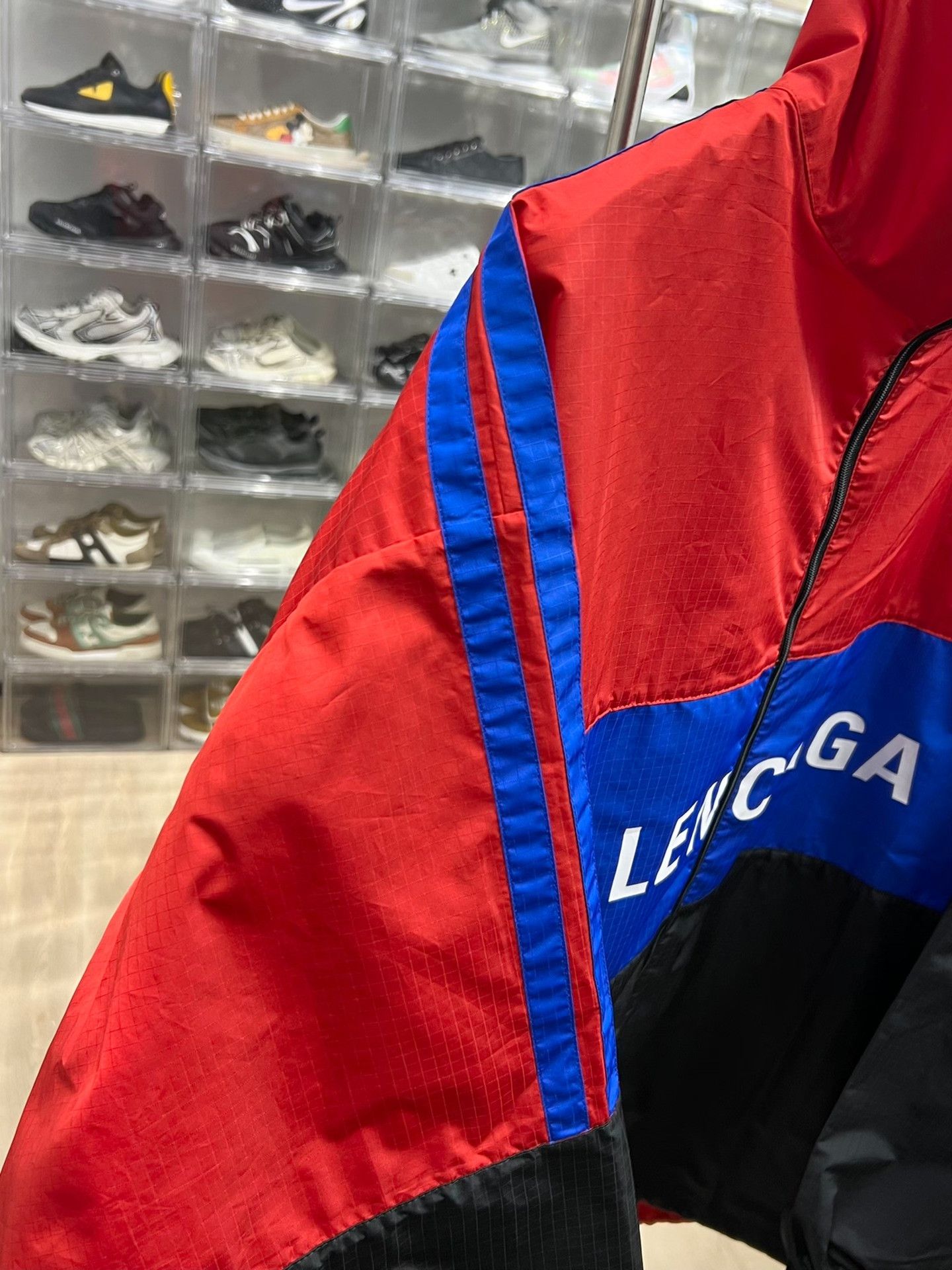 Balenciaga Balenciaga Multi Light Jacket m Men Size US M / EU 48-50 / 2 - 5 Thumbnail