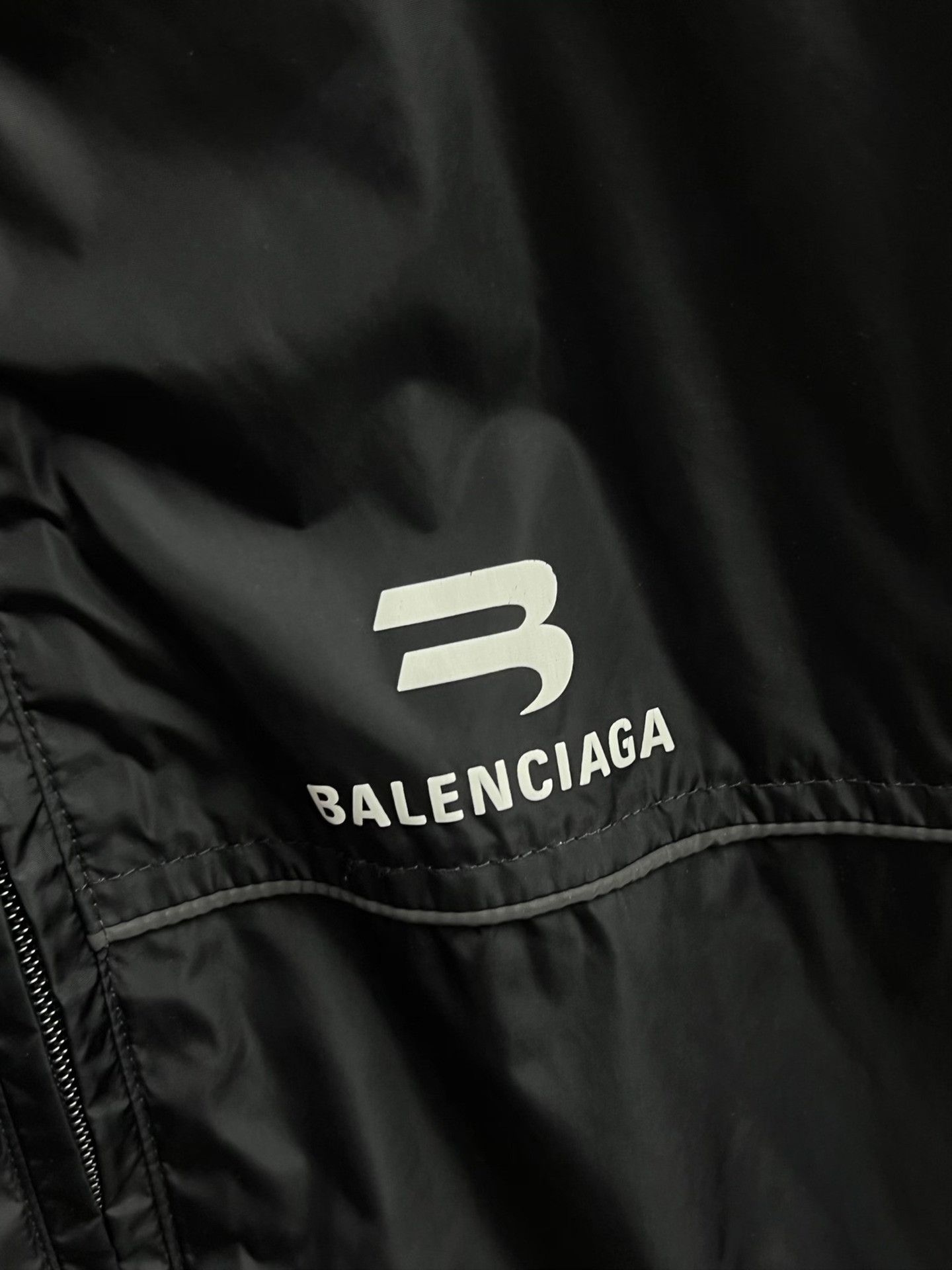 Balenciaga Balenciaga Light Jacket s Men Size US S / EU 44-46 / 1 - 4 Thumbnail