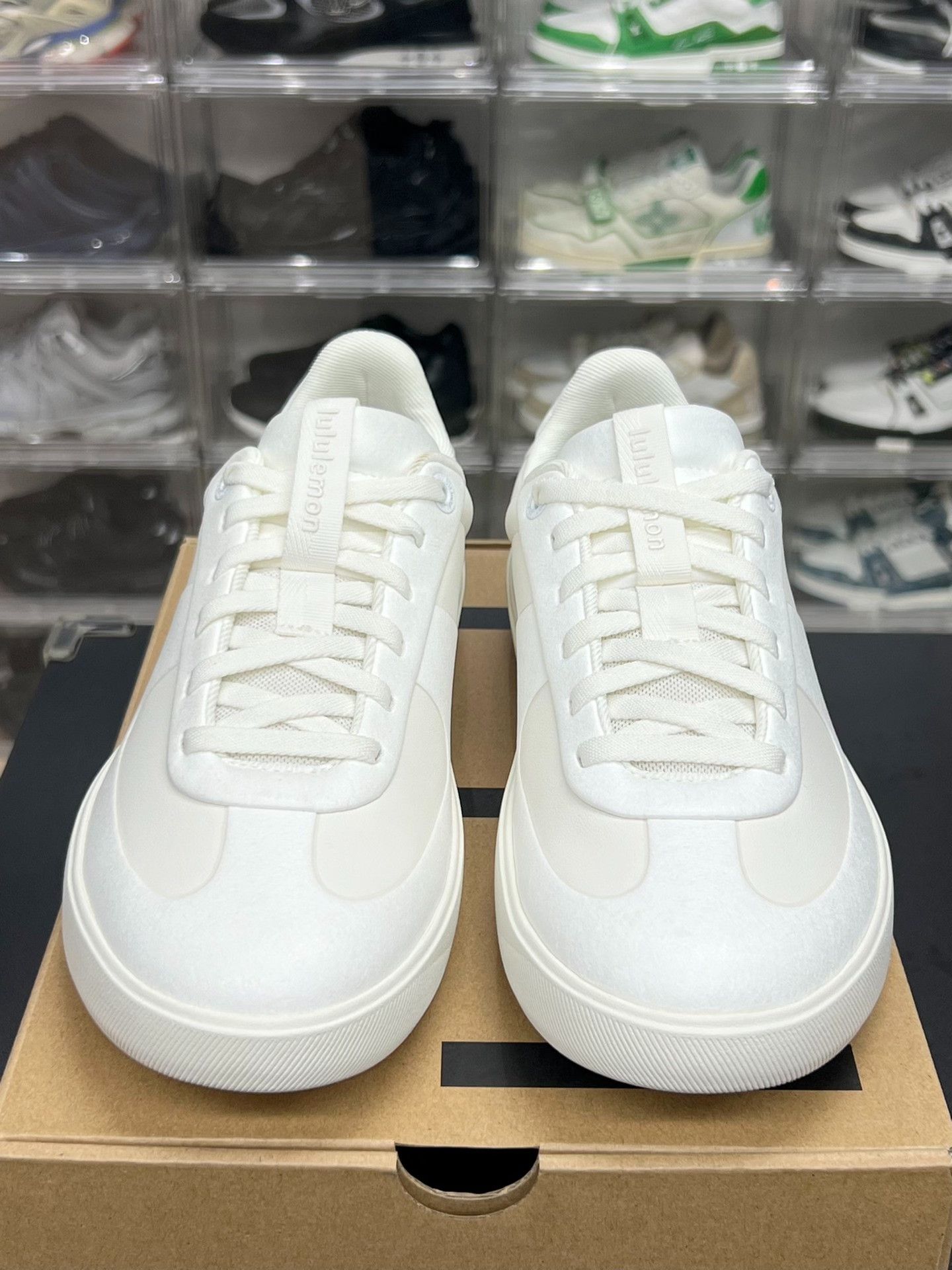 Lululemon Lululemon Casual White Lowtop Sneakers 9 Men Size US 9 / EU 42 - 2 Thumbnail
