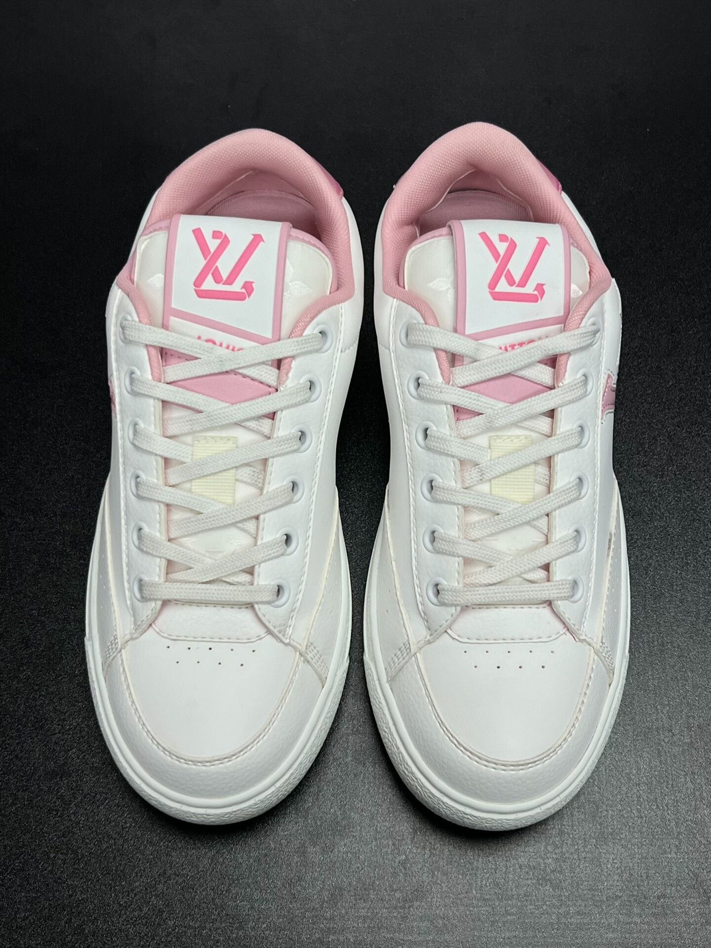 Louis Vuitton Louis Vuitton Pink Lowtop Sneakers us_6 Women Size US 6 / IT 36 - 3 Thumbnail