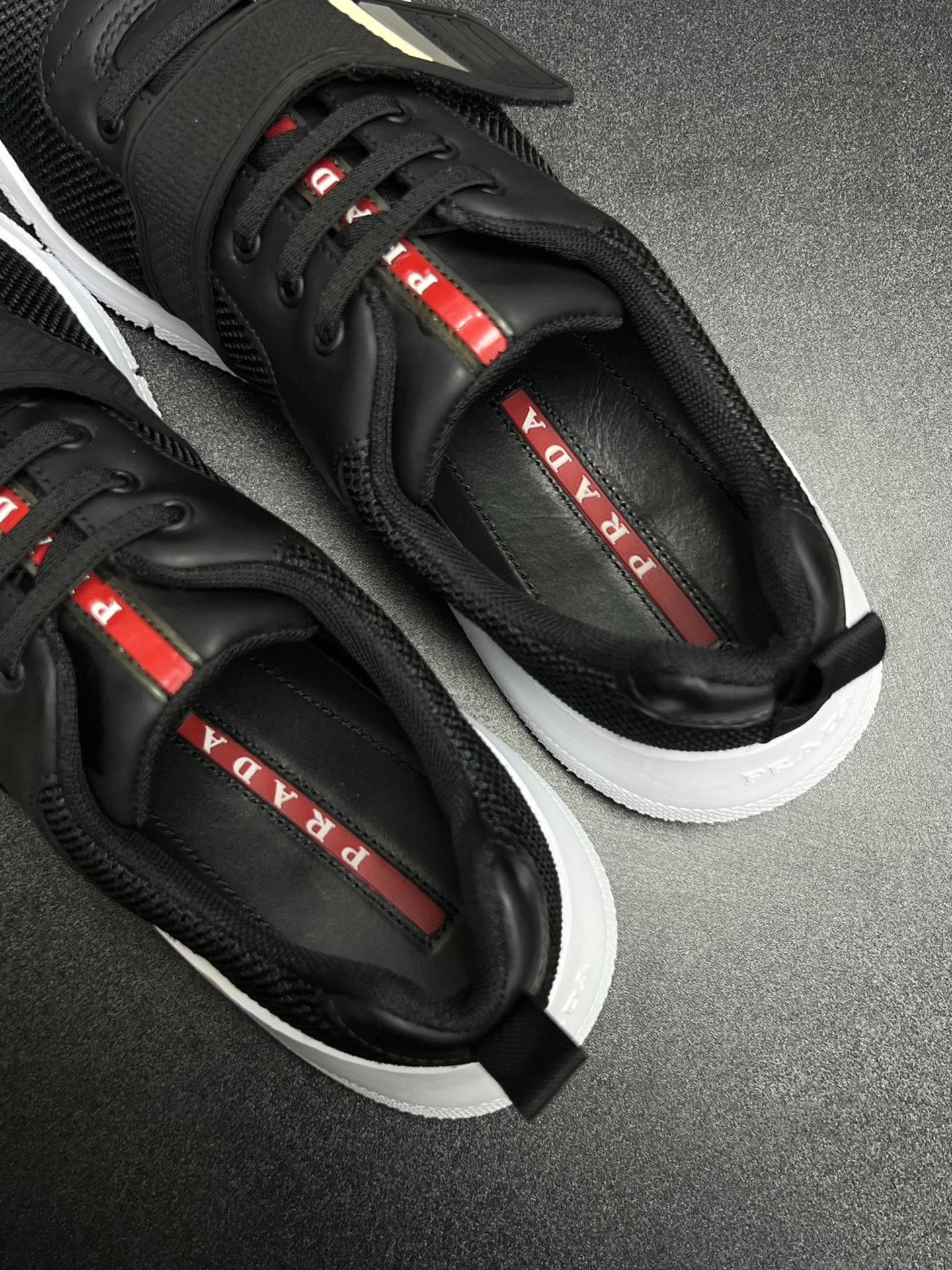 Prada Prada Casual Lowtop Sneakers 8.5 Men Size US 8.5 / EU 41-42 - 4 Thumbnail