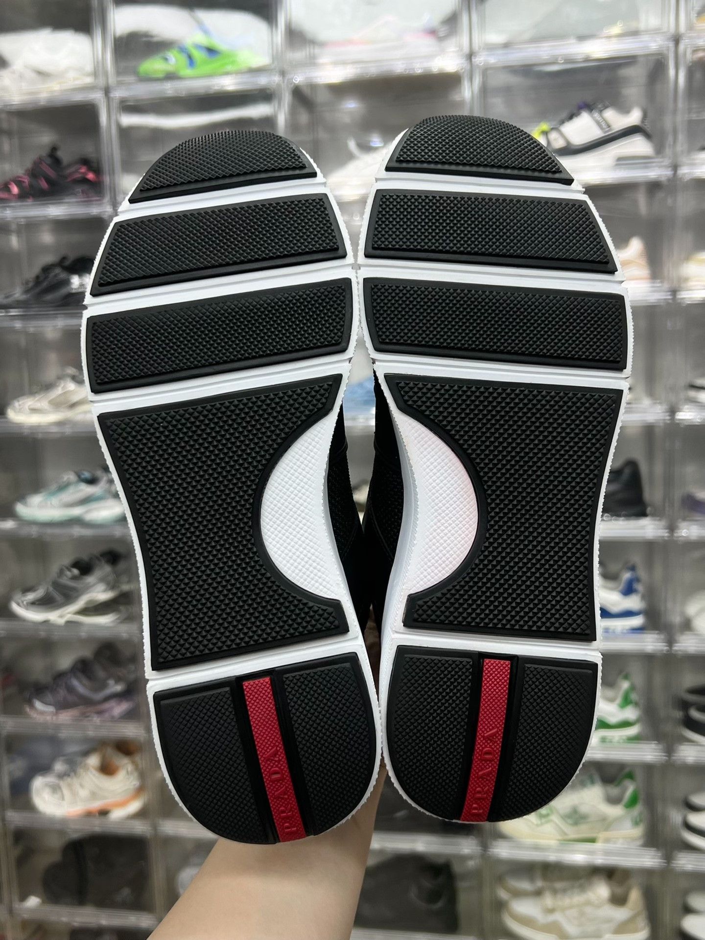 Prada Prada Casual Lowtop Sneakers 8.5 Men Size US 8.5 / EU 41-42 - 8 Thumbnail
