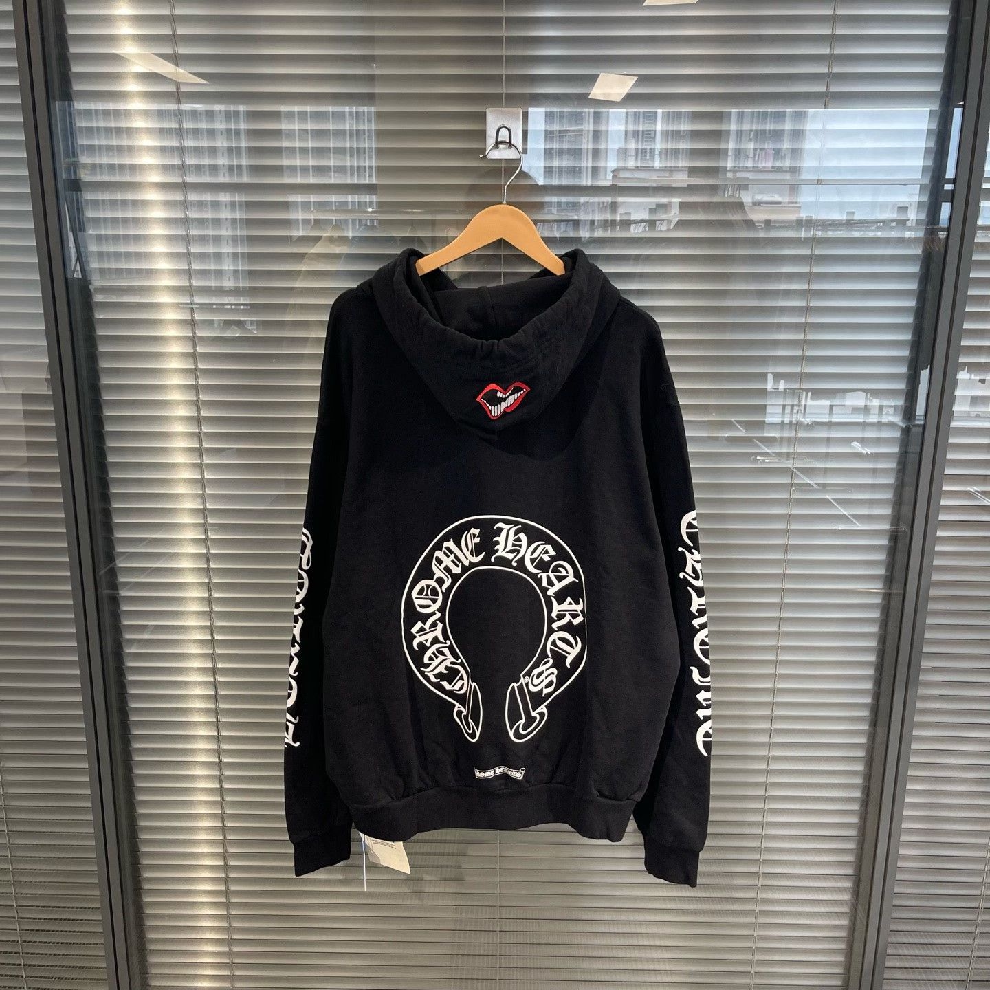 Chrome Hearts Chrome Hearts Matty Boy Lips Hoodie Size L Size US L / EU 52-54 / 3 - 2 Thumbnail