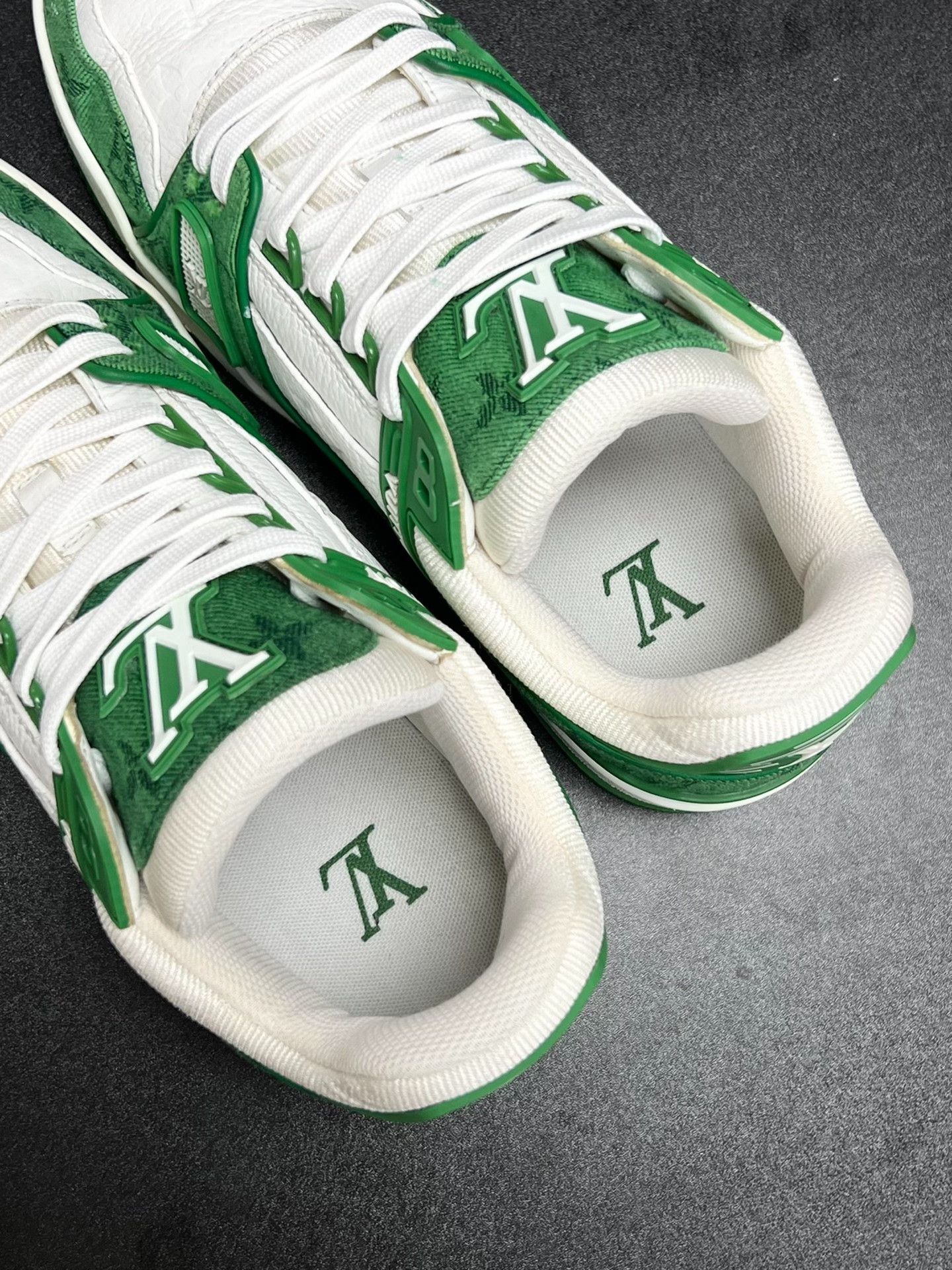 Louis Vuitton Louis Vuitton Training Denim Green Lowtop Sneakers 5.5 Men Size US 5.5 / EU 38 - 4 Thumbnail