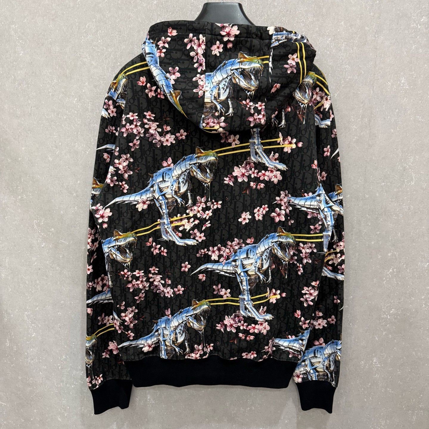 Dior Dior x Sorayama Robot Dinosaur Cherry Blossom Hoodie XL Size US XL / EU 56 / 4 - 3 Thumbnail