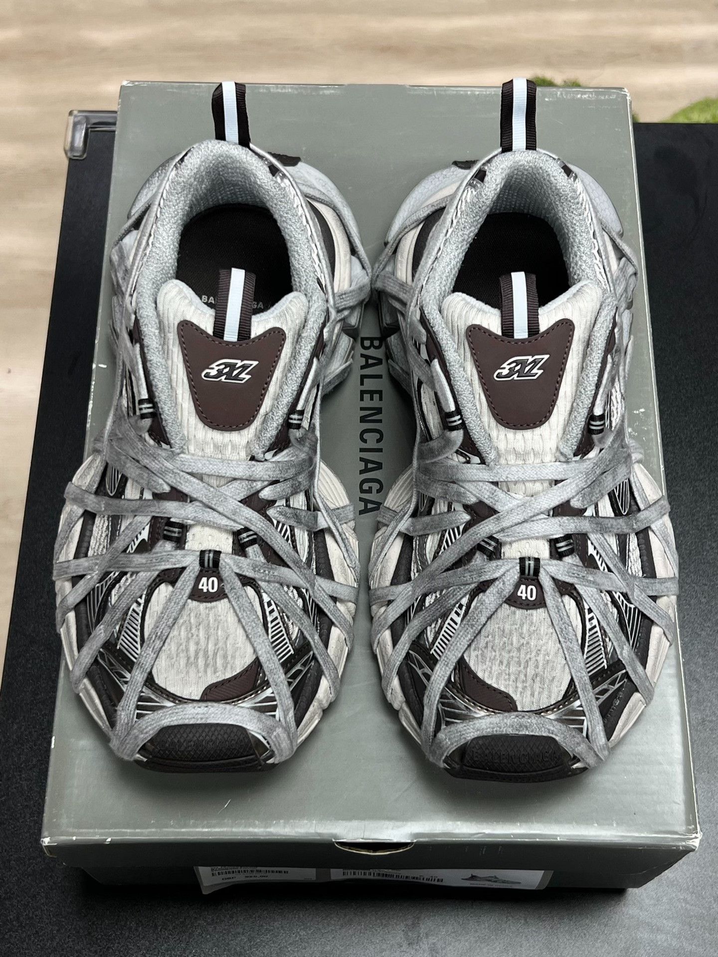 Balenciaga Balenciaga Gray Lowtop Sneakers 7 Men Size US 7 / EU 40 - 3 Thumbnail