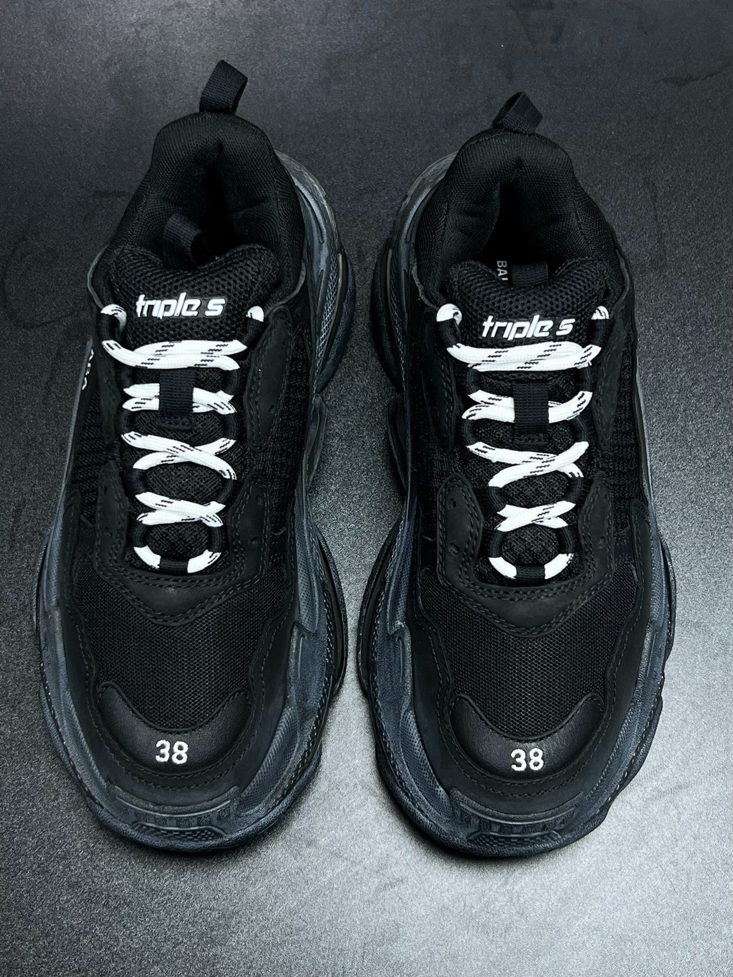 Balenciaga Balenciaga Black Lowtop Sneakers 5.5 Men Size US 5.5 / EU 38 - 3 Thumbnail