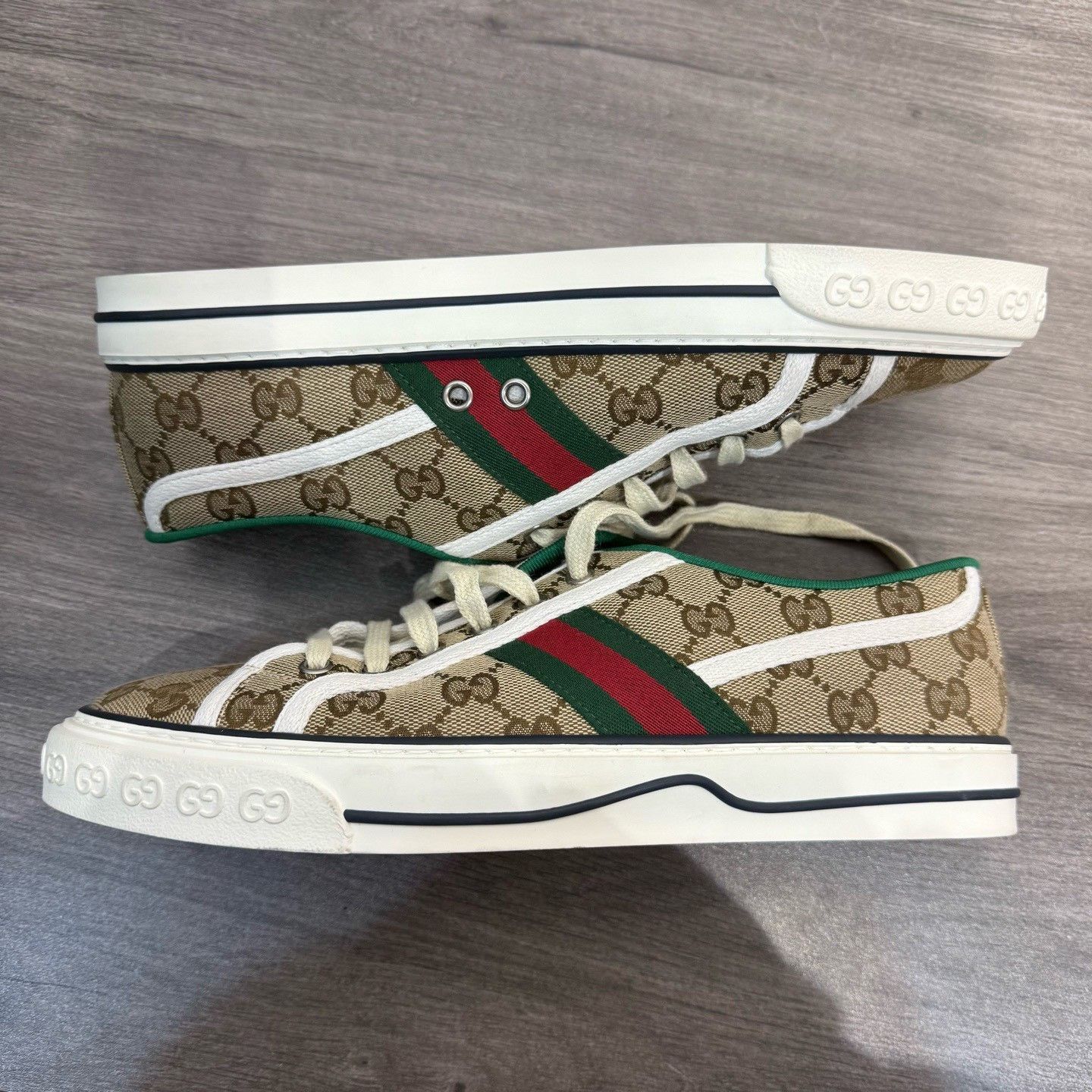 Gucci Gucci Tennis 1977 GG Supreme Sneakers Size 41 Size US 8.5 / EU 41-42 - 4 Thumbnail
