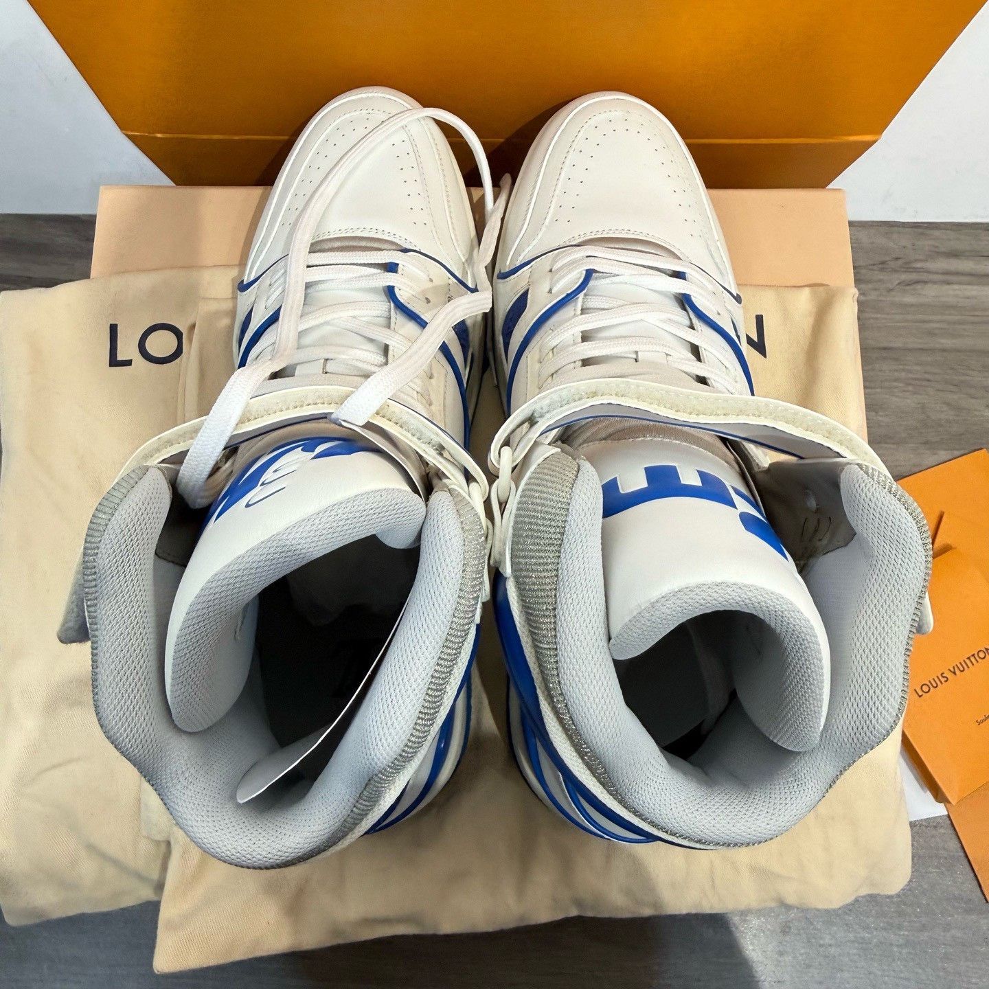 Louis Vuitton Louis Vuitton Blue White Trainer Hi-Top Sneakers US 9.5 Size US 9.5 / EU 42-43 - 9 Thumbnail