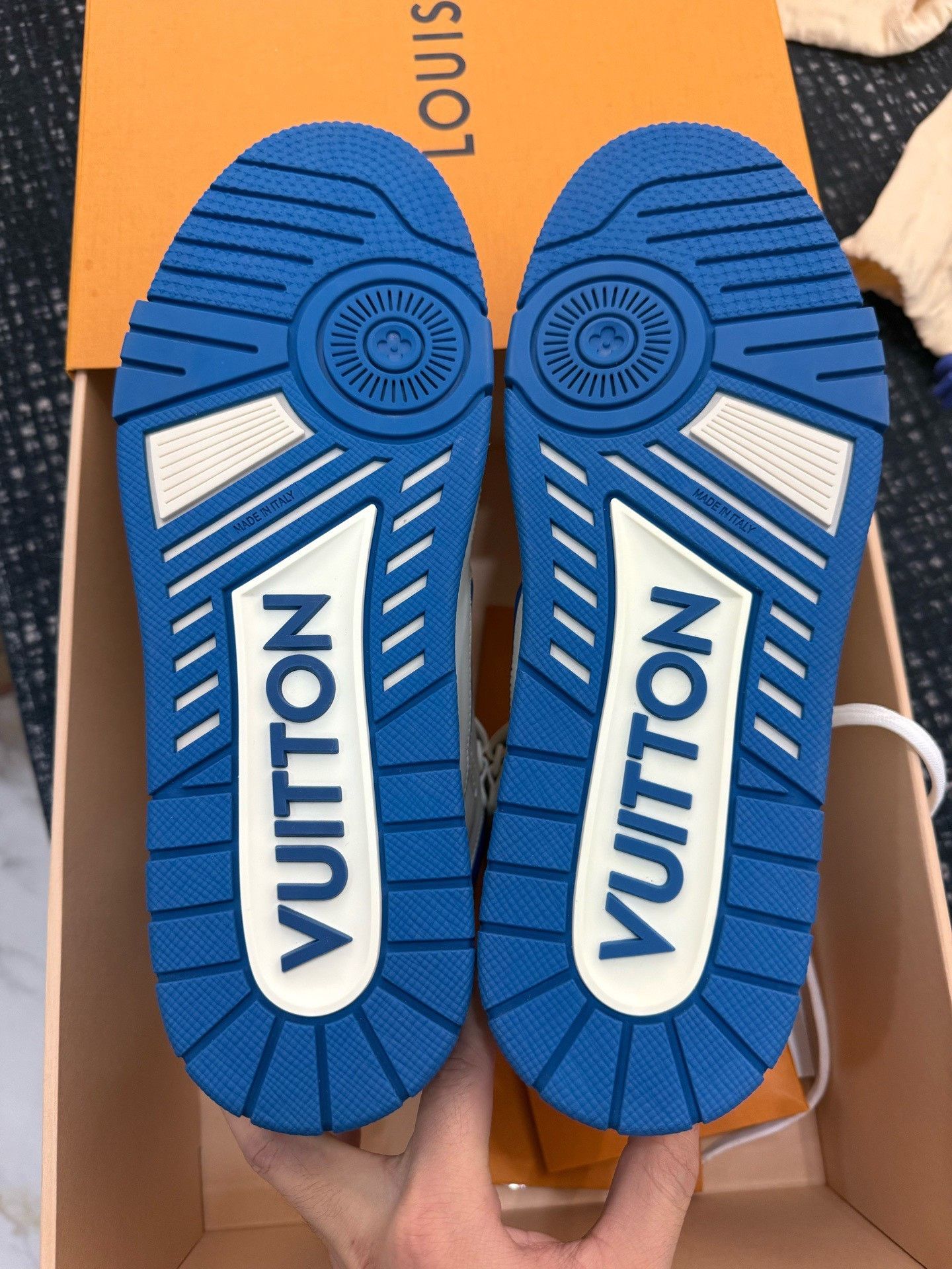 Louis Vuitton Louis Vuitton Blue White Trainer Hi-Top Sneakers US 9.5 Size US 9.5 / EU 42-43 - 10 Thumbnail