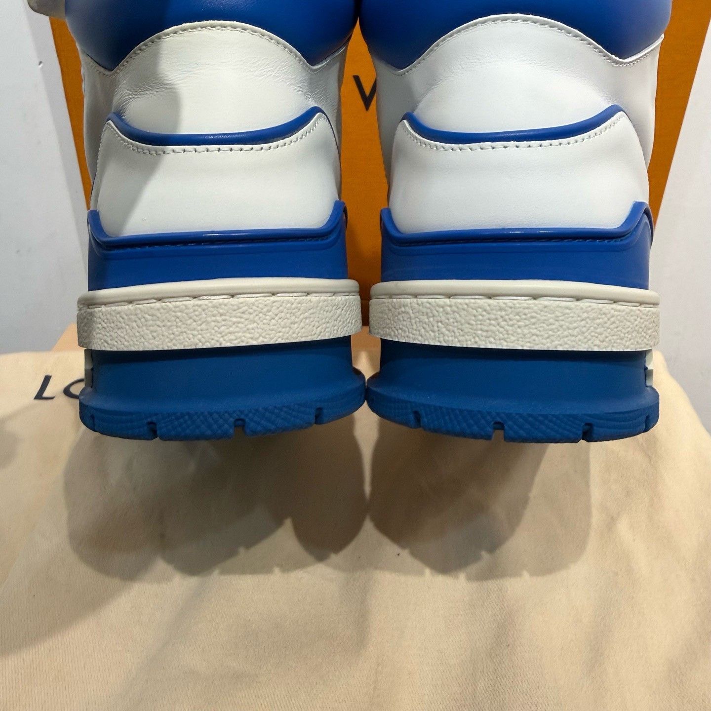 Louis Vuitton Louis Vuitton Blue White Trainer Hi-Top Sneakers US 9.5 Size US 9.5 / EU 42-43 - 7 Thumbnail