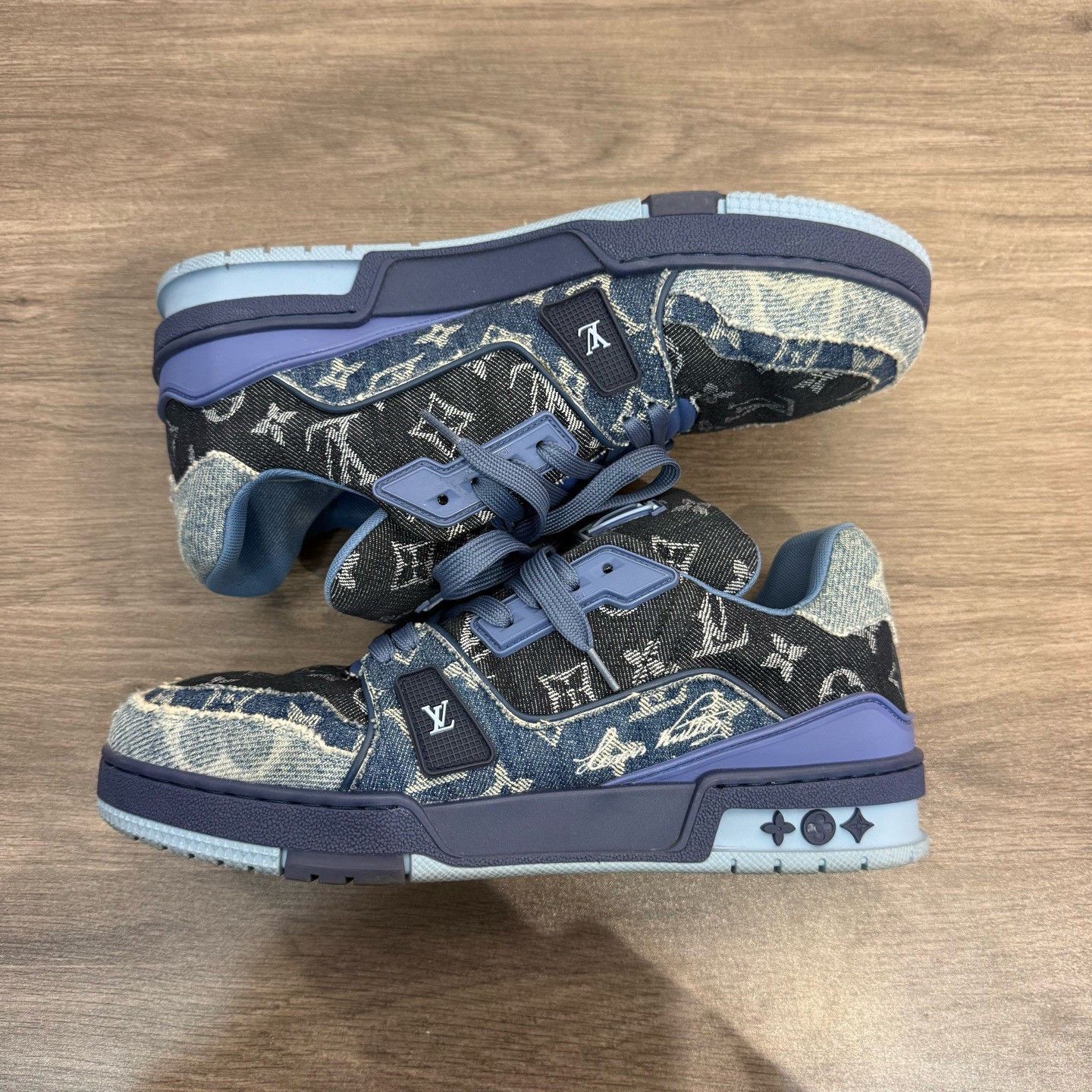 Louis Vuitton Louis Vuitton Blue Denim Monogram Trainer Sneakers 7 Size US 8 / EU 41 - 5 Thumbnail