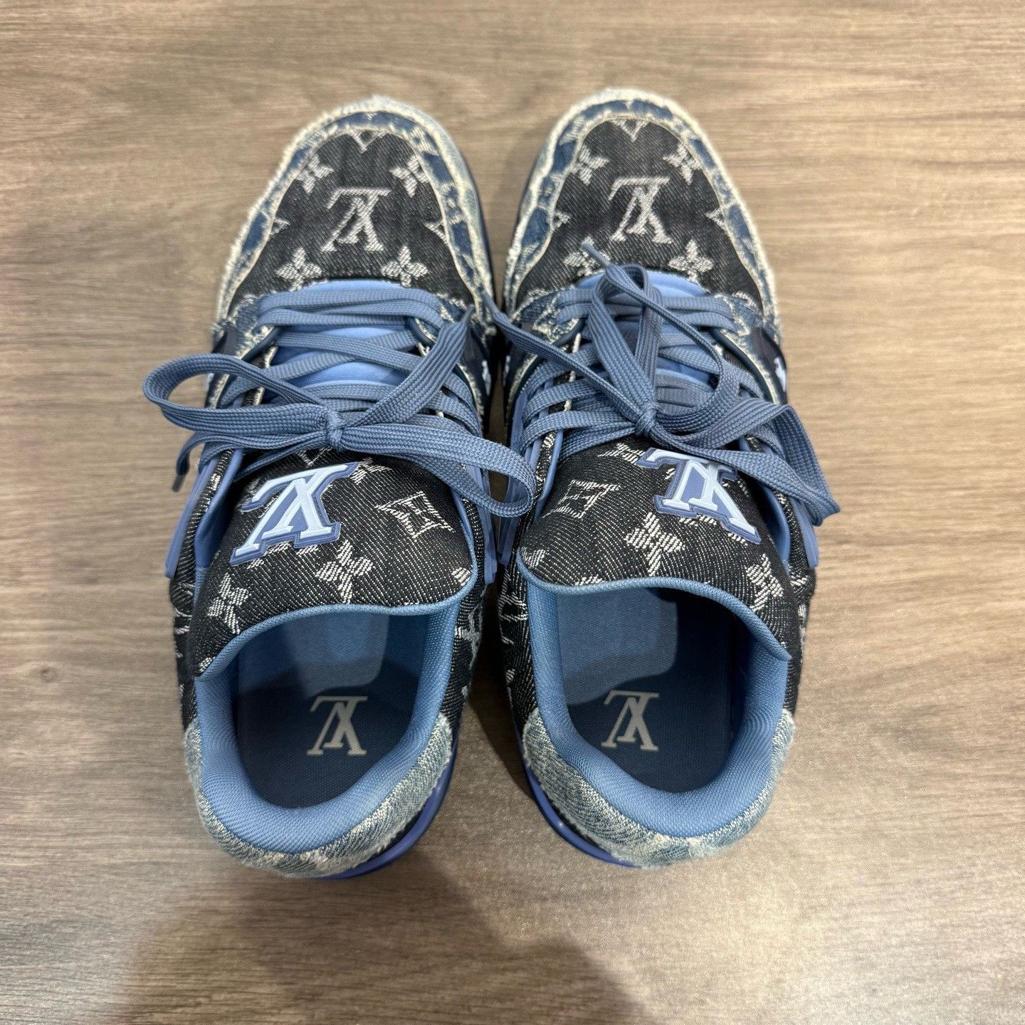 Louis Vuitton Louis Vuitton Blue Denim Monogram Trainer Sneakers 7 Size US 8 / EU 41 - 6 Thumbnail