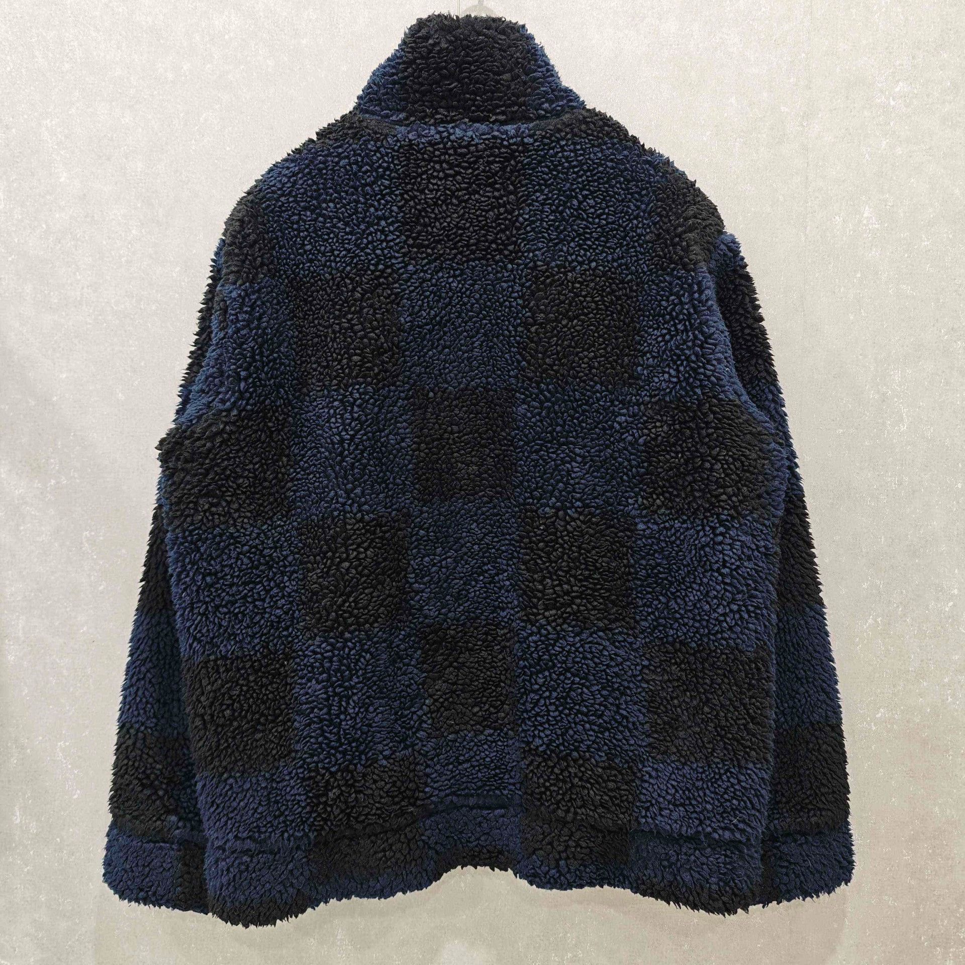 Louis Vuitton Louis Vuitton Damier Fleece Jacket XL Size US XL / EU 56 / 4 - 3 Thumbnail