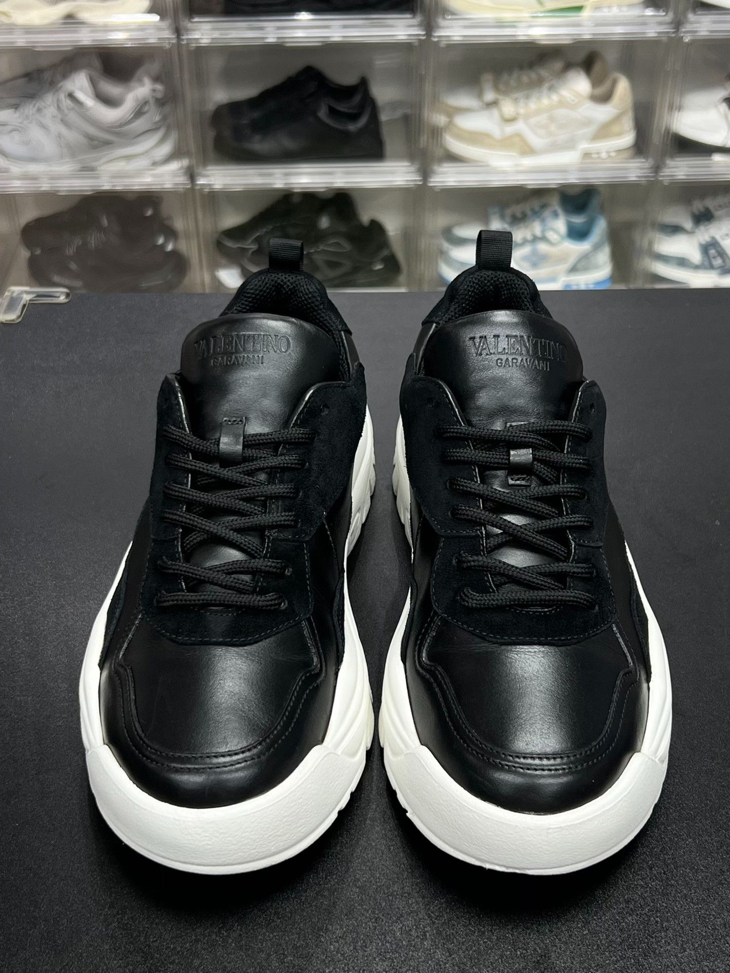 Valentino Valentino Casual Lowtop Sneakers 7 Men Size US 7 / EU 40 - 2 Thumbnail