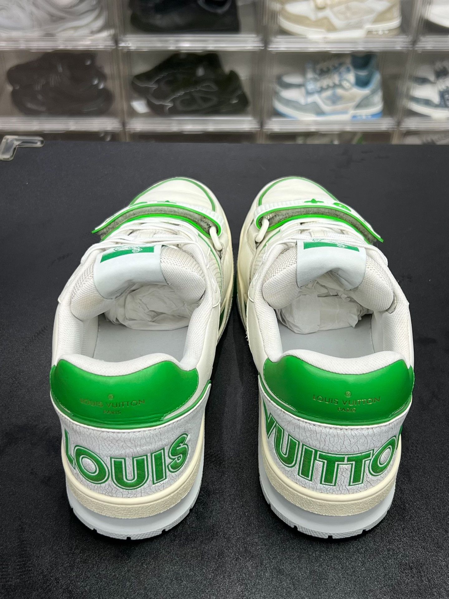 Louis Vuitton Louis Vuitton Training Green Lowtop Sneakers 10.5 Men Size US 10.5 / EU 43-44 - 7 Thumbnail