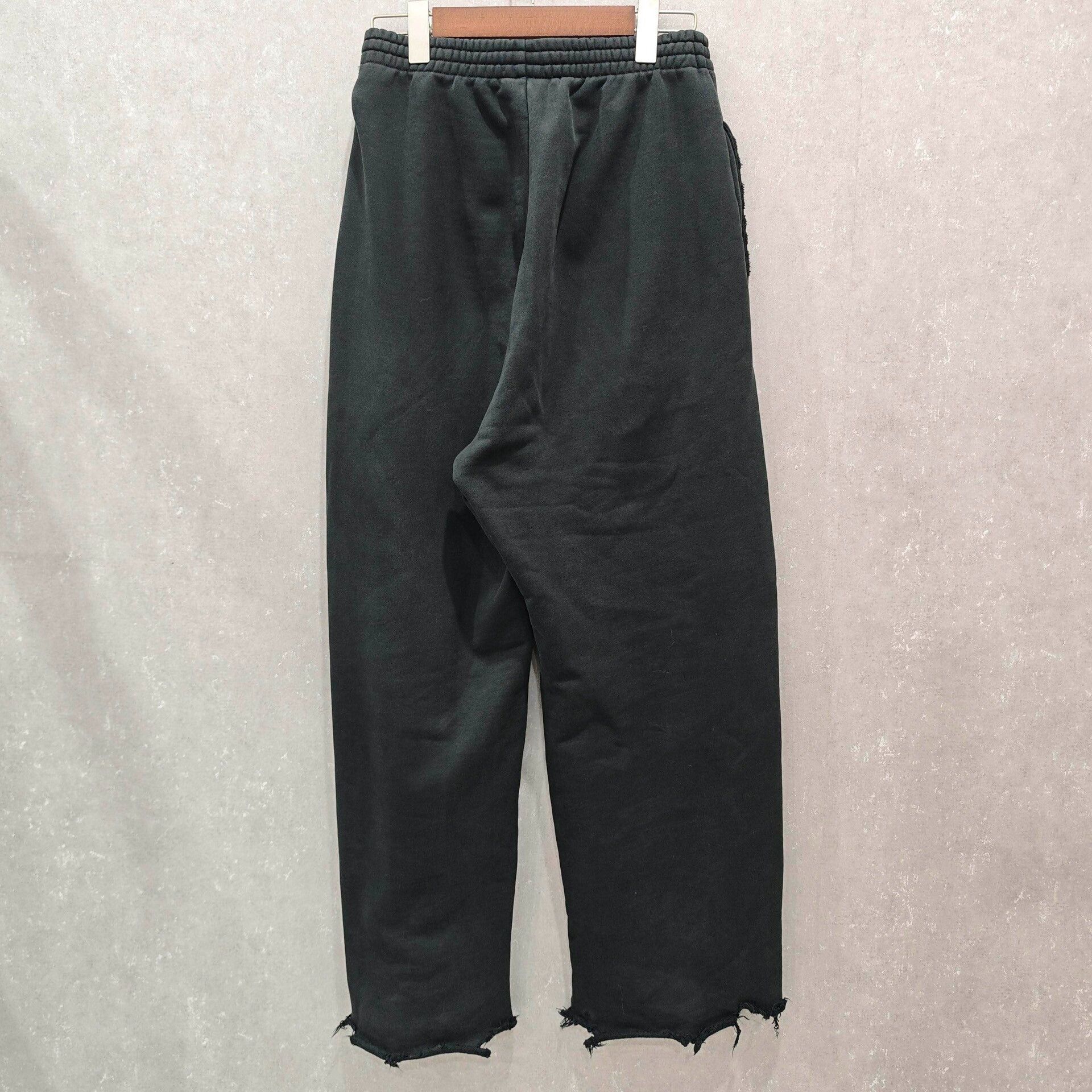 Balenciaga Balenciaga Distressed 8 Logo Sweatpants US XXS Size US 40 / EU 56 - 3 Thumbnail