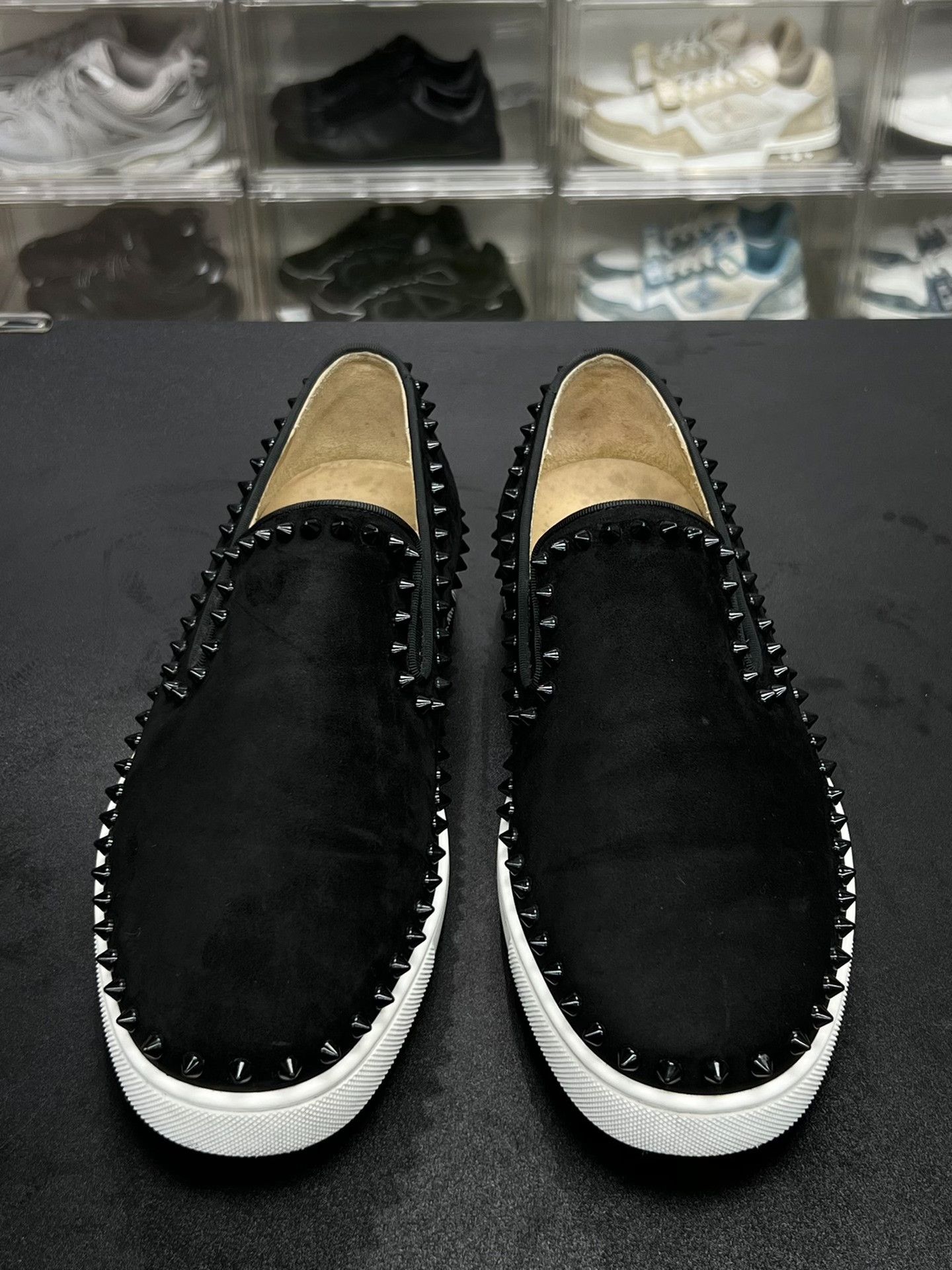 Christian Louboutin Christian Louboutin Black Lowtop Sneakers 9.5 Men Size US 9.5 / EU 42-43 - 2 Thumbnail
