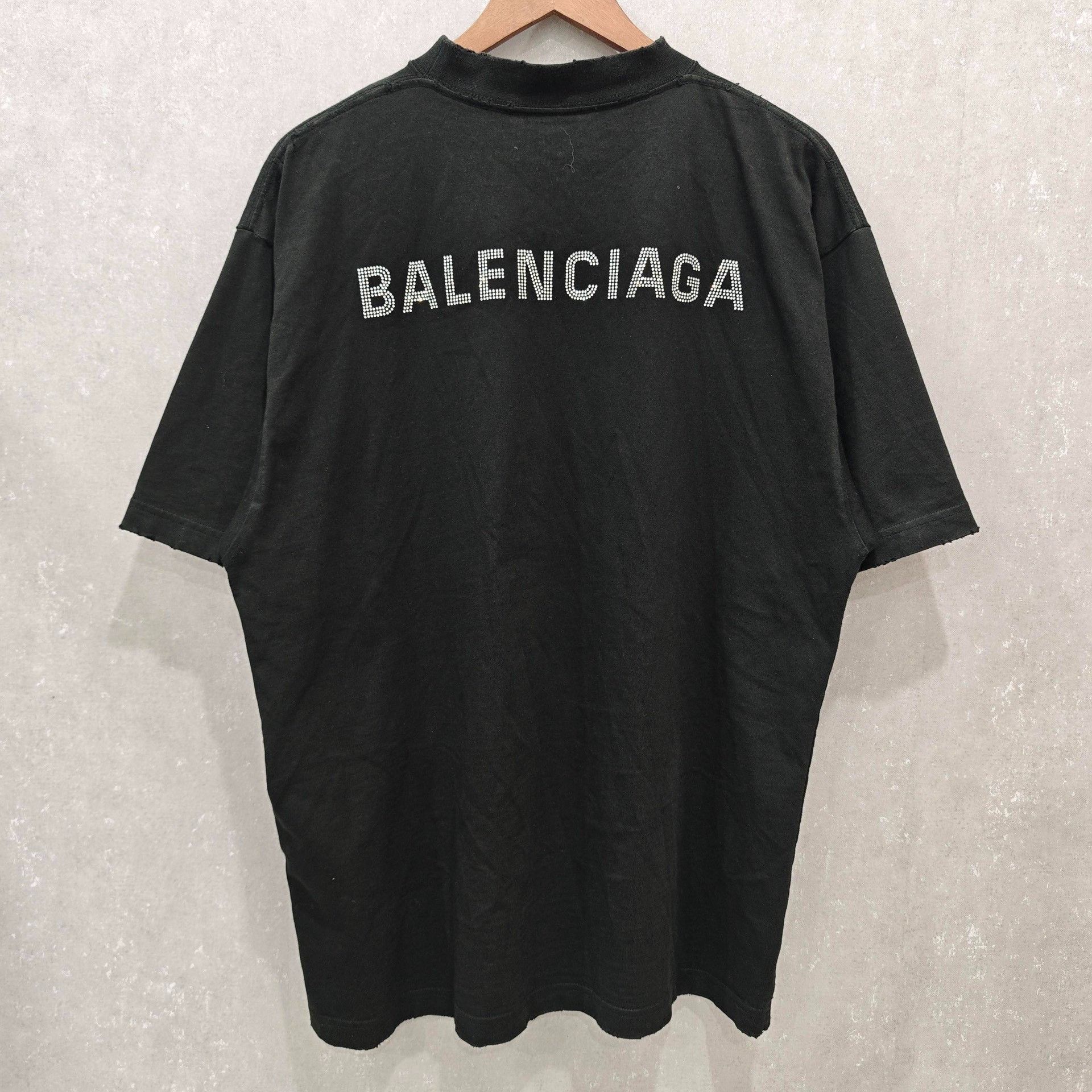 Balenciaga Balenciaga Studded Logo Washed T-Shirt S Size US S / EU 44-46 / 1 - 3 Thumbnail