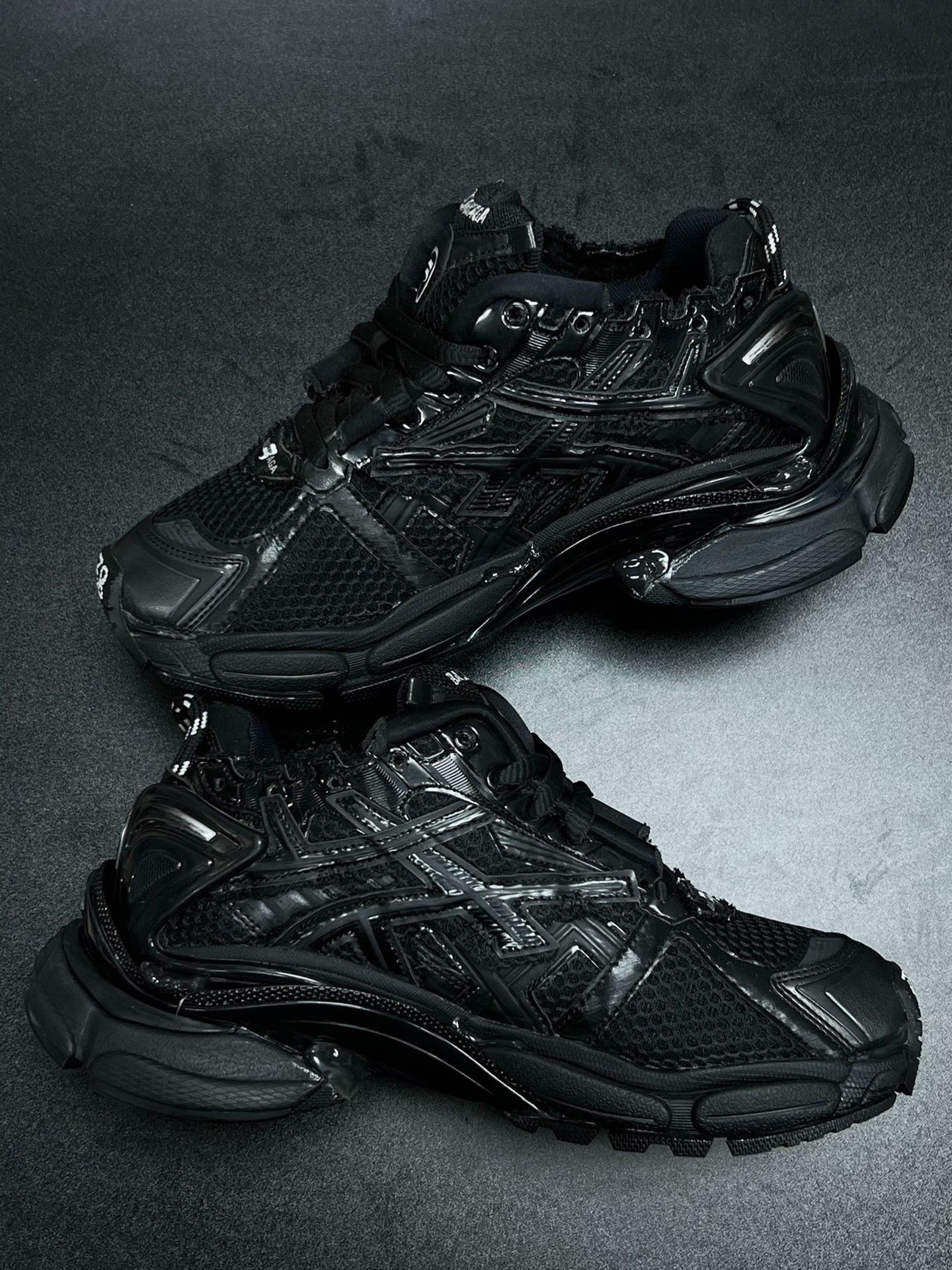 Balenciaga Balenciaga Running Black Lowtop Sneakers us_8 Women Size US 8 / IT 38 - 6 Thumbnail