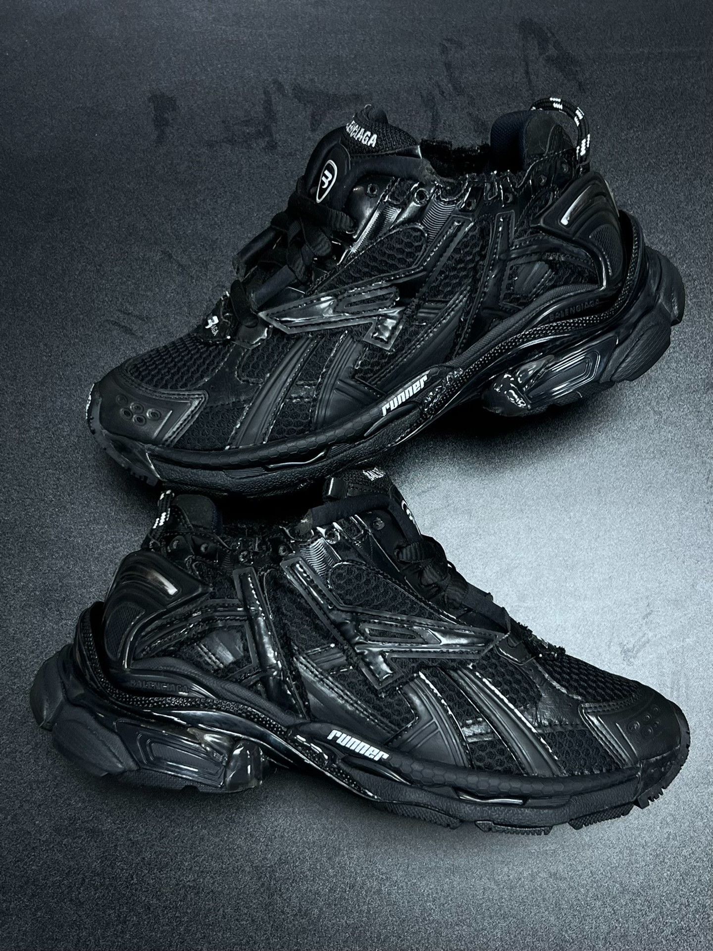 Balenciaga Balenciaga Running Black Lowtop Sneakers us_8 Women Size US 8 / IT 38 - 5 Thumbnail