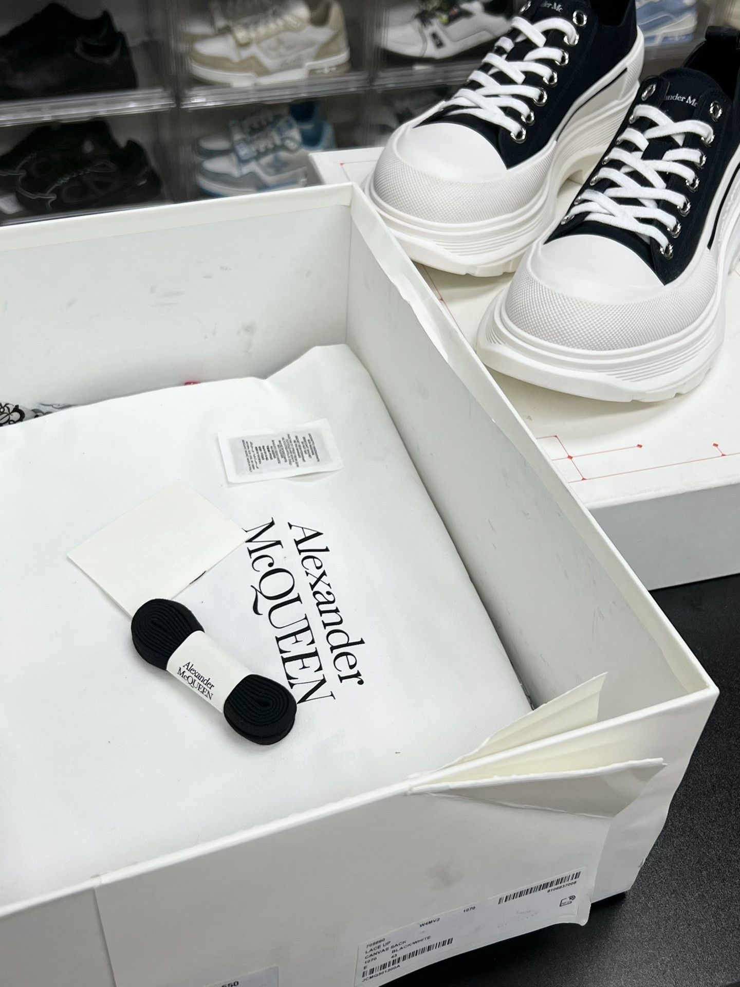 Alexander McQueen Alexander McQueen White Boots 10 Men Size US 10 / EU 43 - 9 Thumbnail