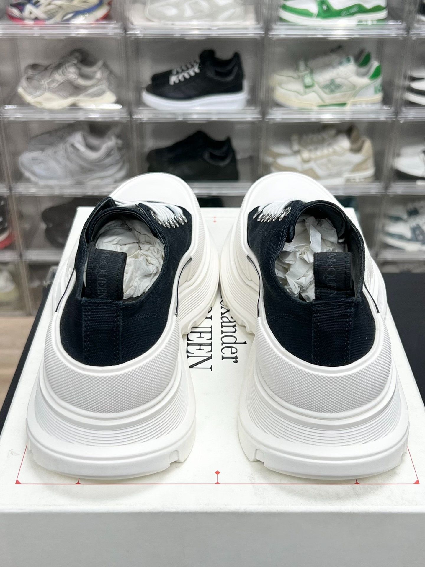 Alexander McQueen Alexander McQueen White Boots 10 Men Size US 10 / EU 43 - 7 Thumbnail