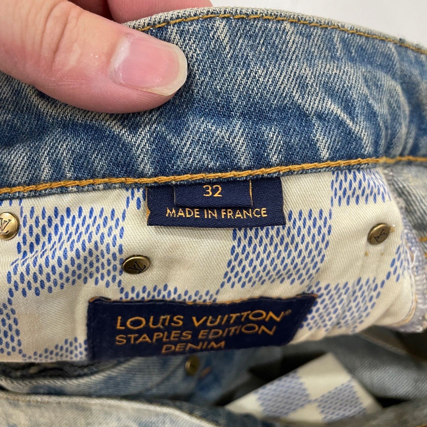 Louis Vuitton Louis Vuitton Embroidered Logo Denim Jeans 32 Size US 32 / EU 48 - 5 Thumbnail