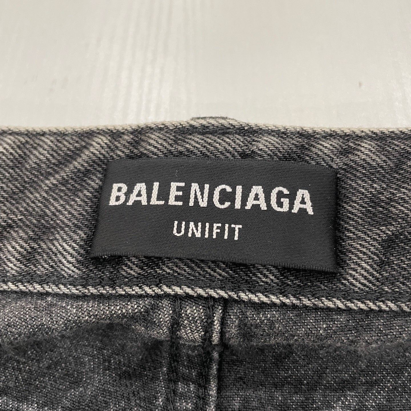Balenciaga Balenciaga Washed Logo Waistband Jeans Size S Size US 30 / EU 46 - 4 Thumbnail