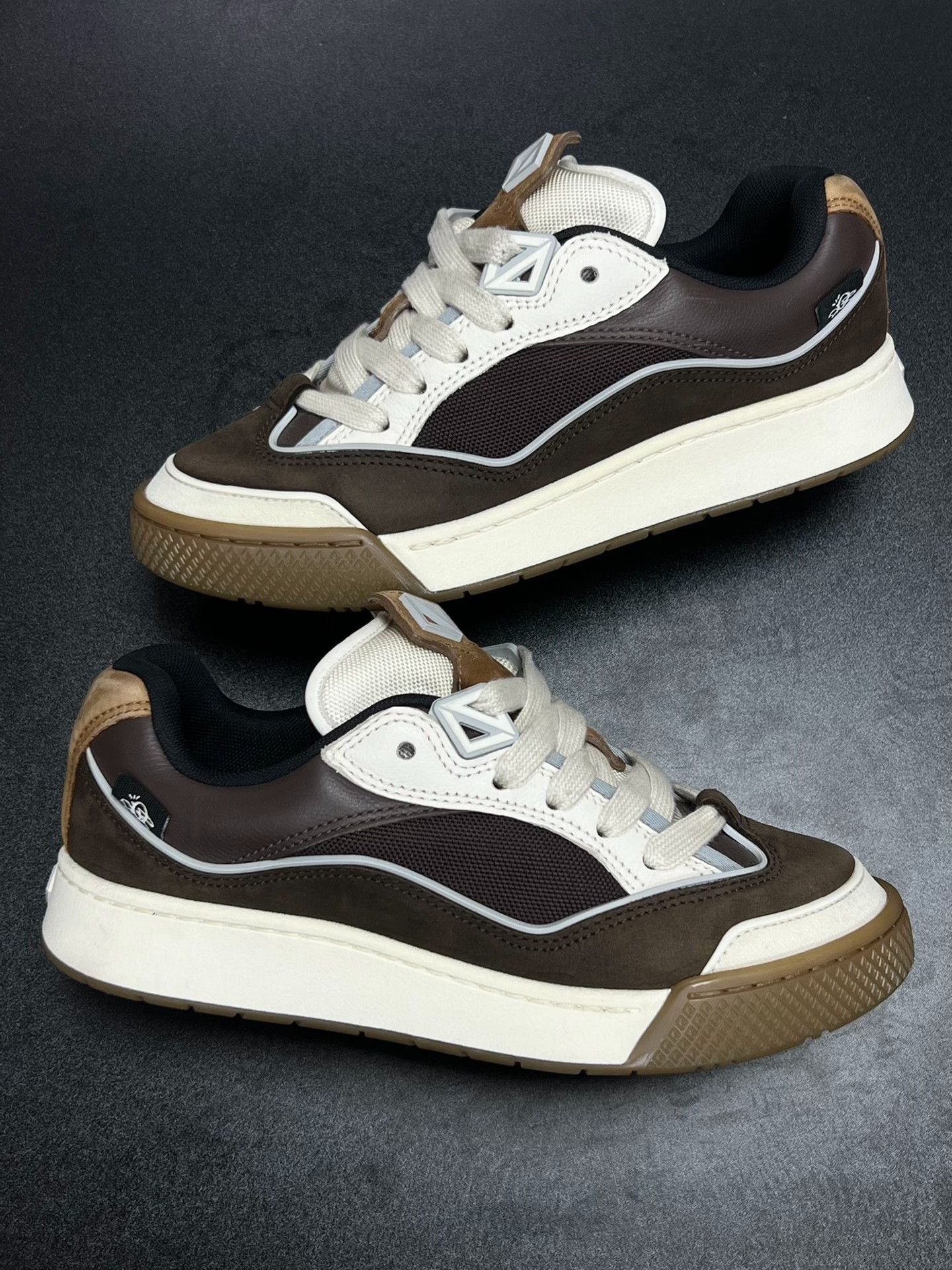 Dior Dior Brown Lowtop Sneakers 6 Men Size US 6 / EU 39 - 5 Thumbnail