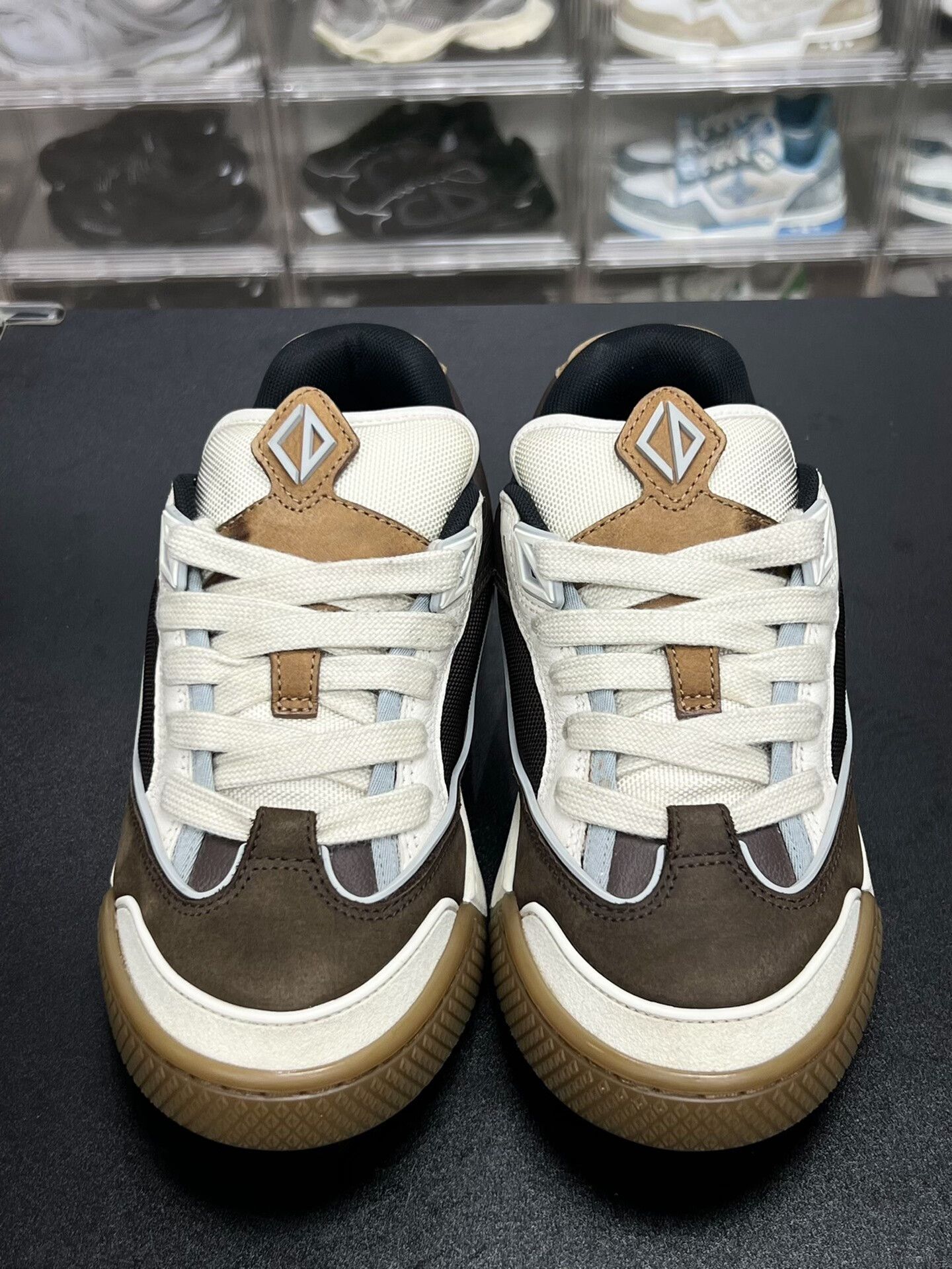 Dior Dior Brown Lowtop Sneakers 6 Men Size US 6 / EU 39 - 2 Thumbnail