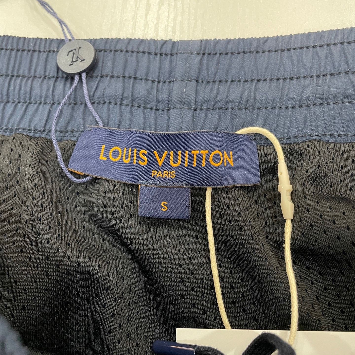 Louis Vuitton Louis Vuitton Monogram Swim Shorts Size S Size US 30 / EU 46 - 4 Thumbnail