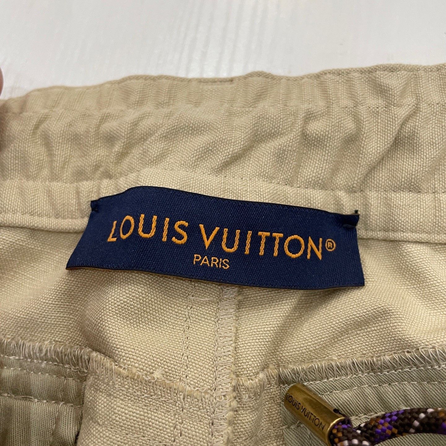 Louis Vuitton Louis Vuitton Logo Print Cotton Cargo Pants 36 Size US 36 / EU 52 - 4 Thumbnail
