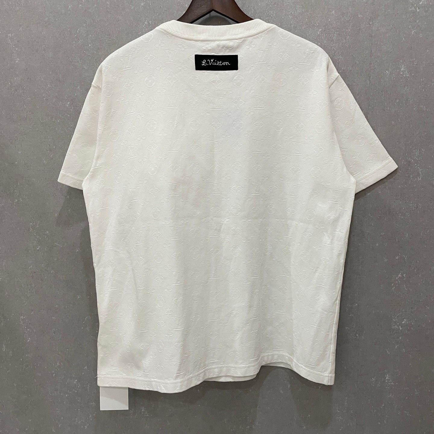 Louis Vuitton Louis Vuitton Monogram 3D Monkey T-Shirt XL Size US XL / EU 56 / 4 - 3 Thumbnail
