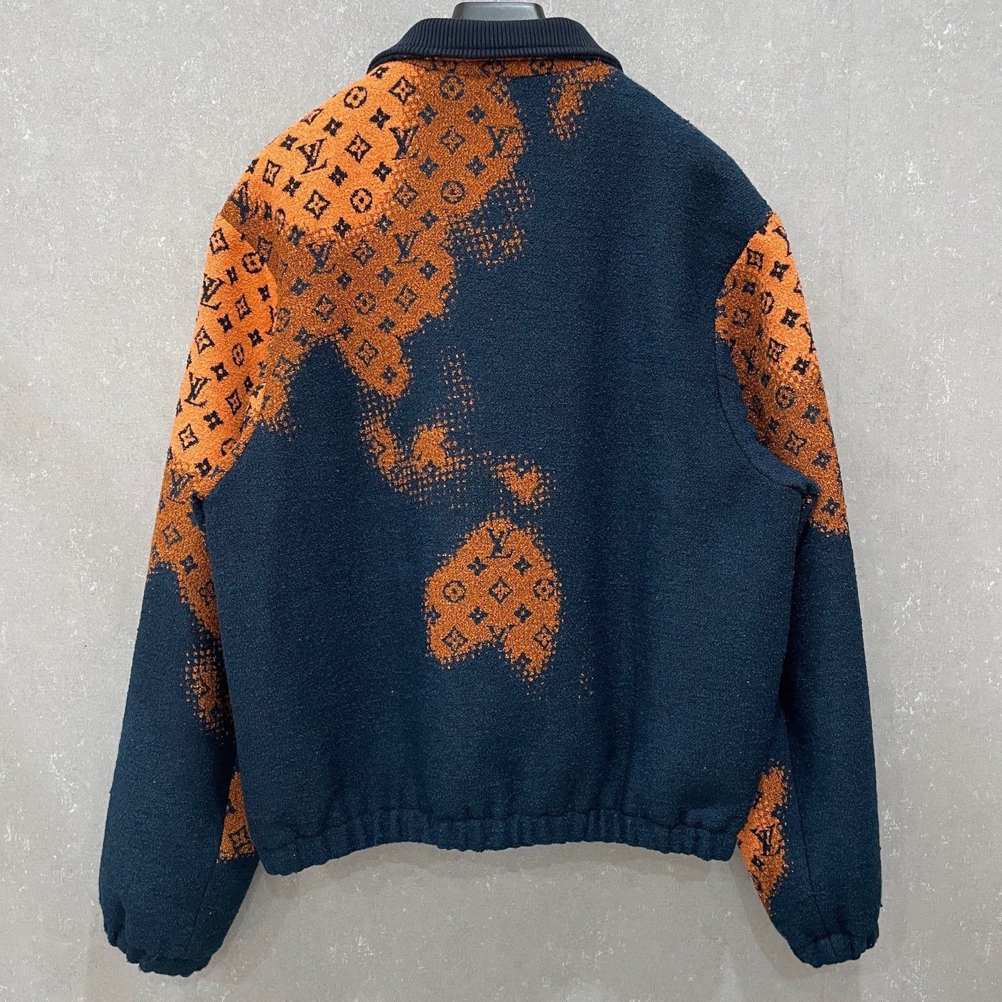 Louis Vuitton Louis Vuitton Monogram Cloud Wool Zip Jacket 48 Size US M / EU 48-50 / 2 - 5 Thumbnail
