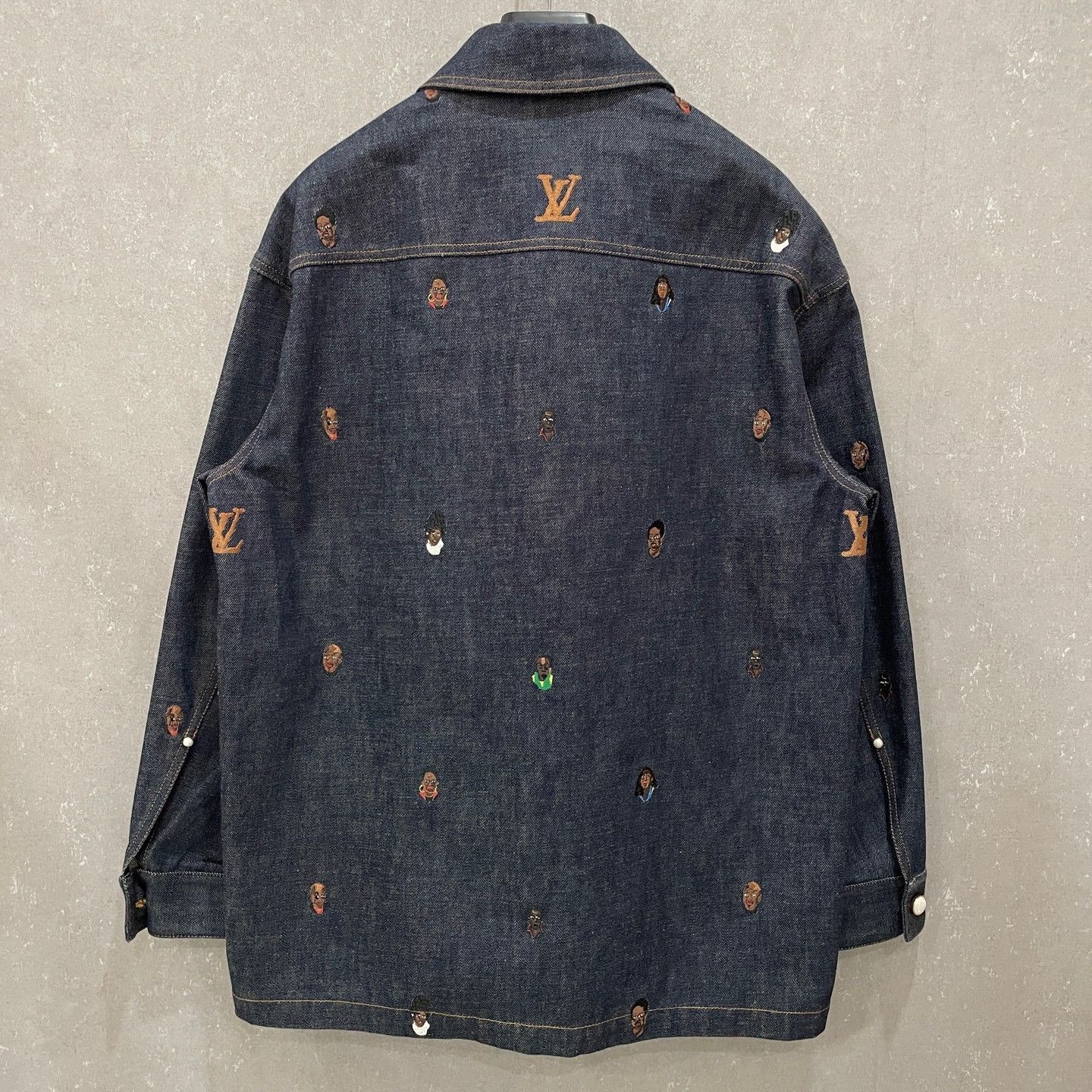 Louis Vuitton Louis Vuitton Pharrell Embroidered Denim Jacket 46 Size US S / EU 44-46 / 1 - 4 Thumbnail