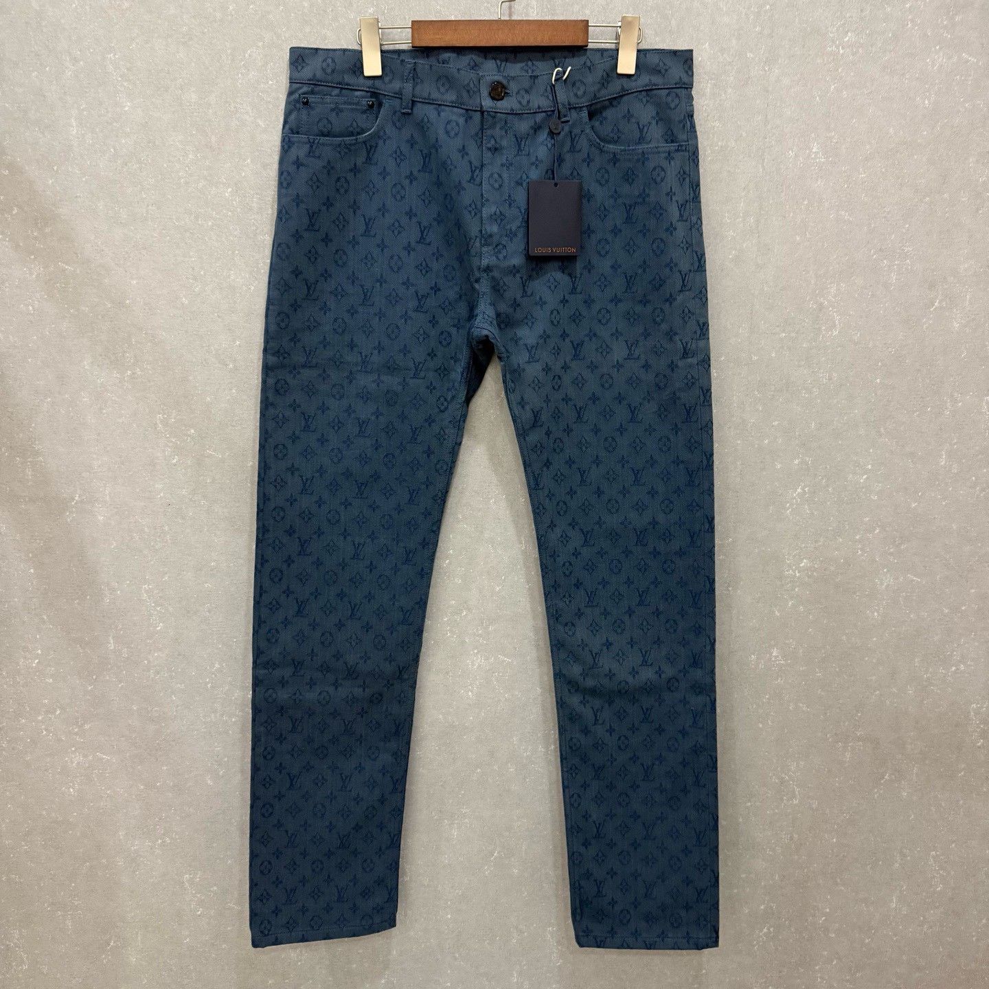 Louis Vuitton Louis Vuitton Monogram Jacquard Denim Jeans 36 Size US 36 / EU 52 - 2 Thumbnail