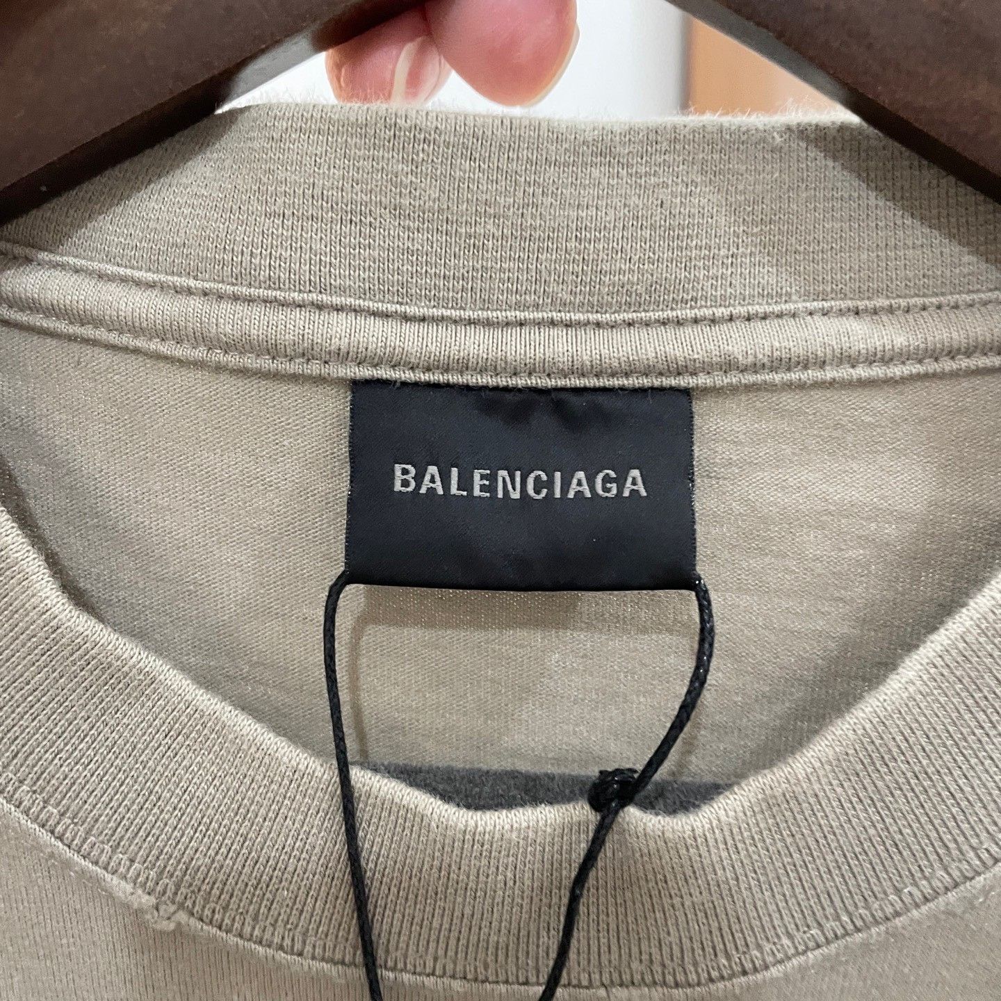 Balenciaga Balenciaga Back Logo Short Sleeve T-Shirt Size L Size US L / EU 52-54 / 3 - 4 Thumbnail