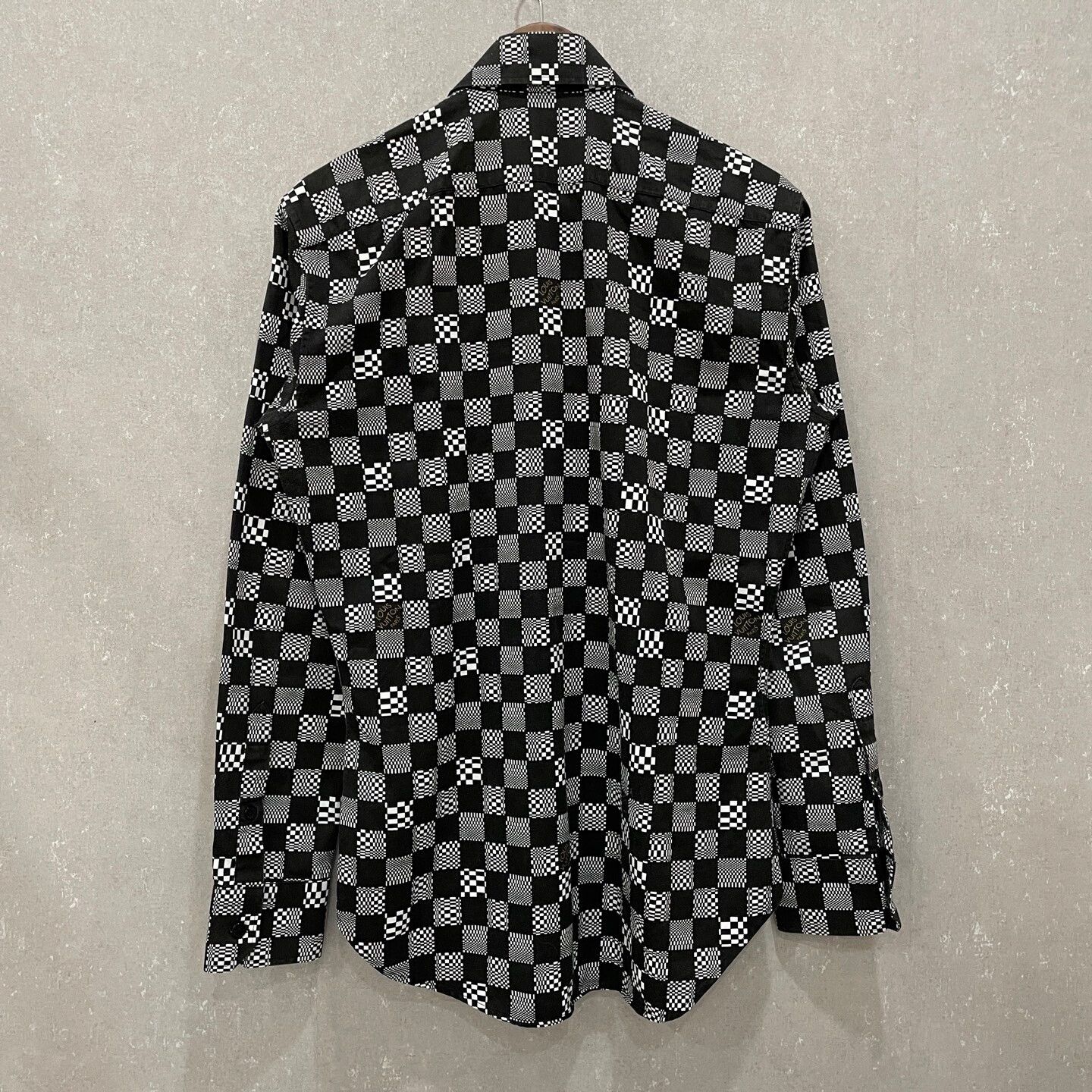 Louis Vuitton Louis Vuitton Damier Checkered Shirt Size M Size US M / EU 48-50 / 2 - 3 Thumbnail
