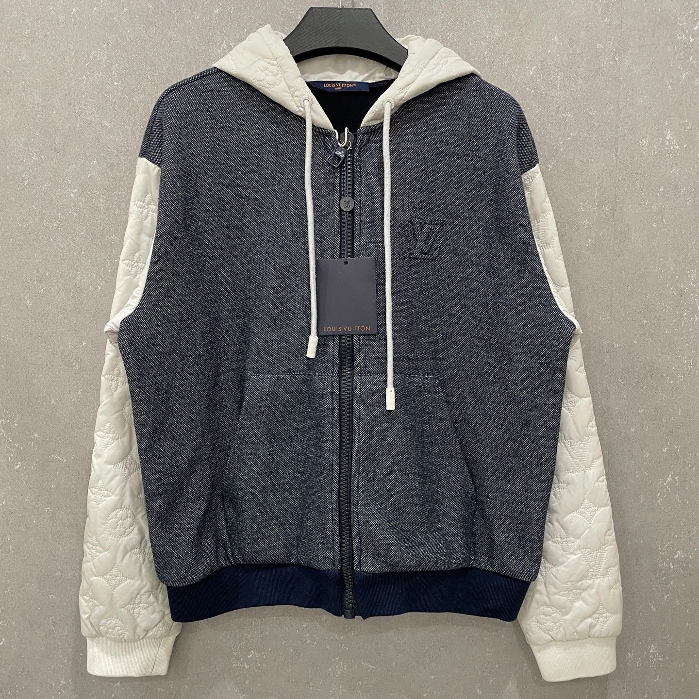 Louis Vuitton Louis Vuitton Monogram Hooded Jacket S Size US S / EU 44-46 / 1 - 2 Thumbnail