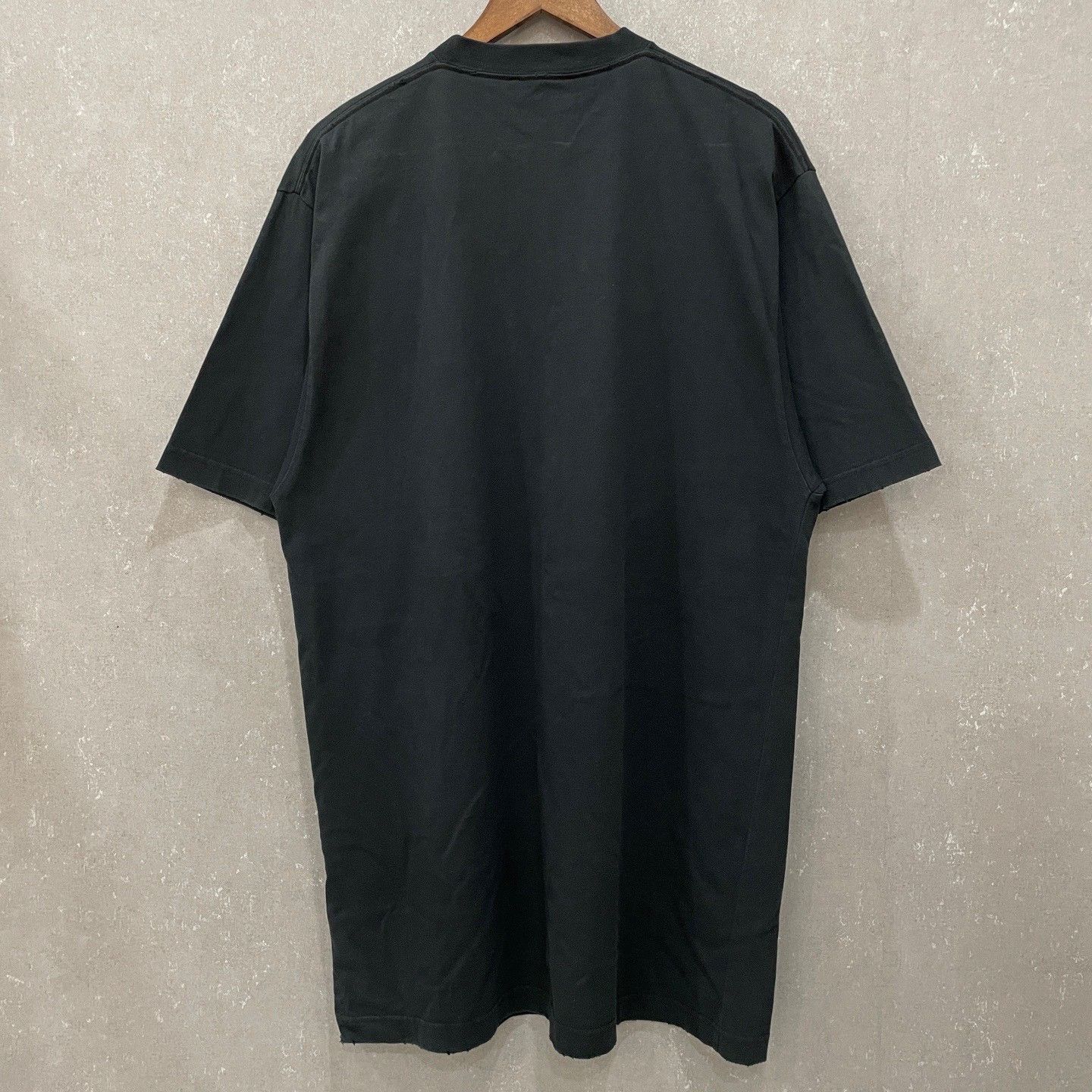 Balenciaga Balenciaga Embroidered Unifit T-Shirt Size 3 Size US L / EU 52-54 / 3 - 3 Thumbnail