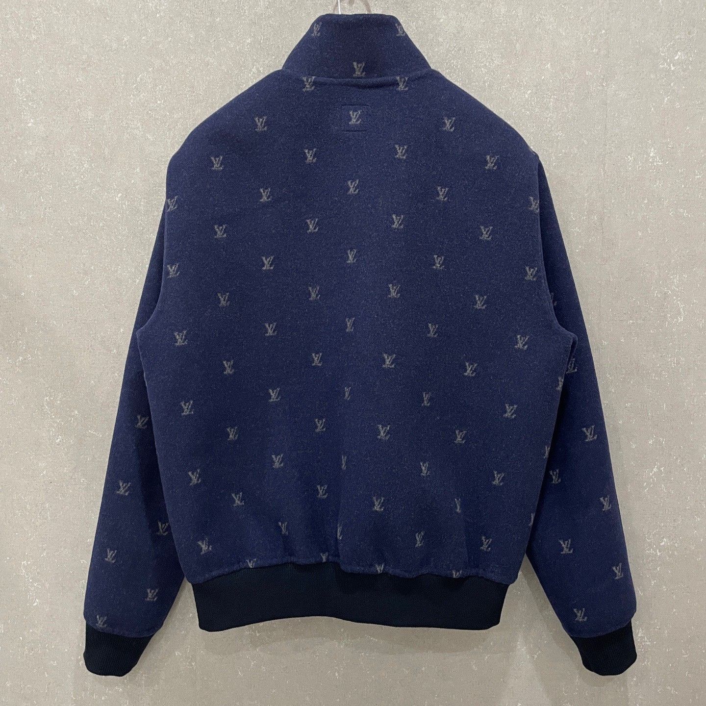 Louis Vuitton Louis Vuitton Blason Monogram Reversible Jacket 46 Size US S / EU 44-46 / 1 - 5 Thumbnail