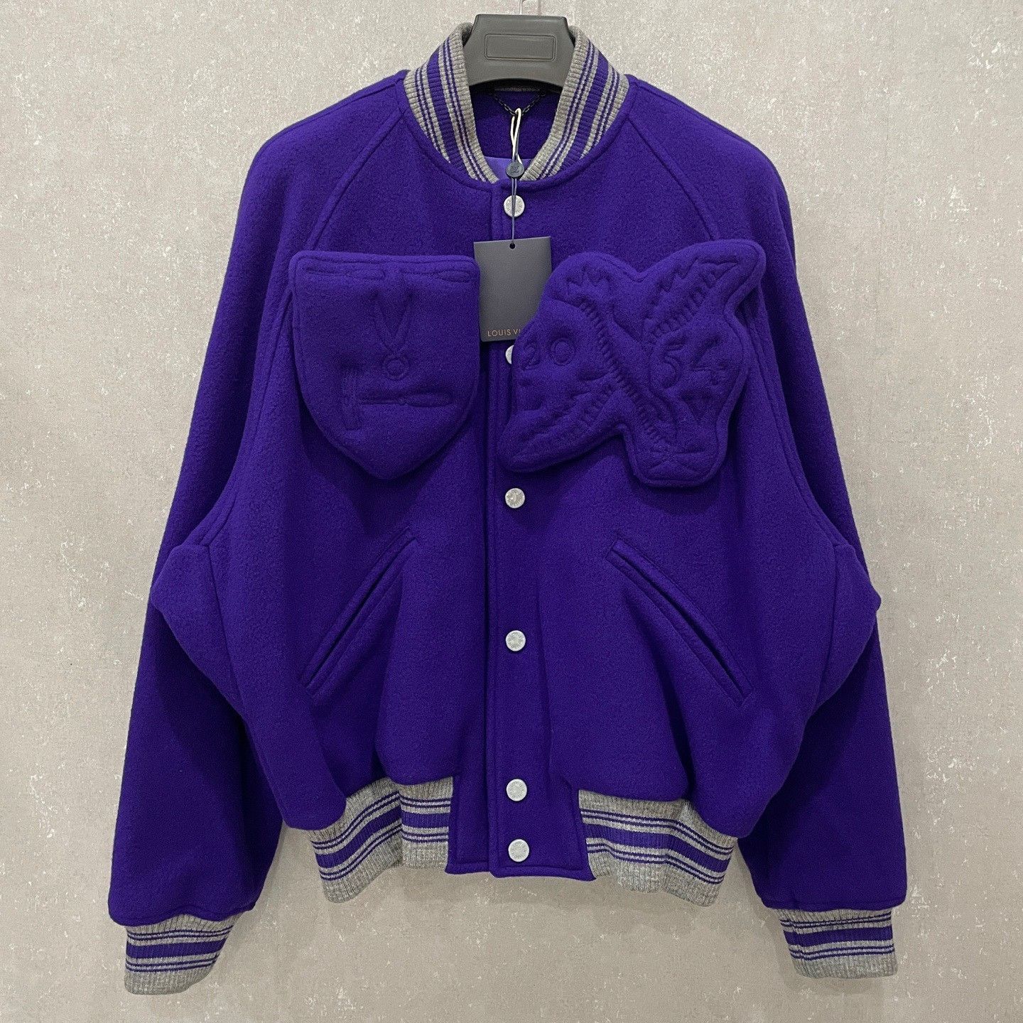Louis Vuitton Louis Vuitton Purple Wool Embossed Varsity Jacket Size 48 Size US M / EU 48-50 / 2 - 2 Thumbnail