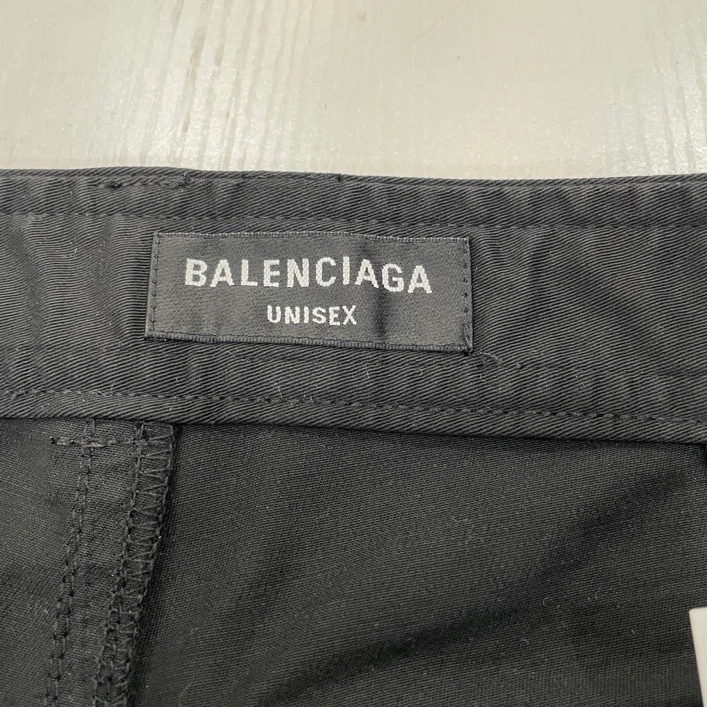 Balenciaga Balenciaga Gamer Patch Cargo Shorts Size 44 Size US 28 / EU 44 - 5 Thumbnail