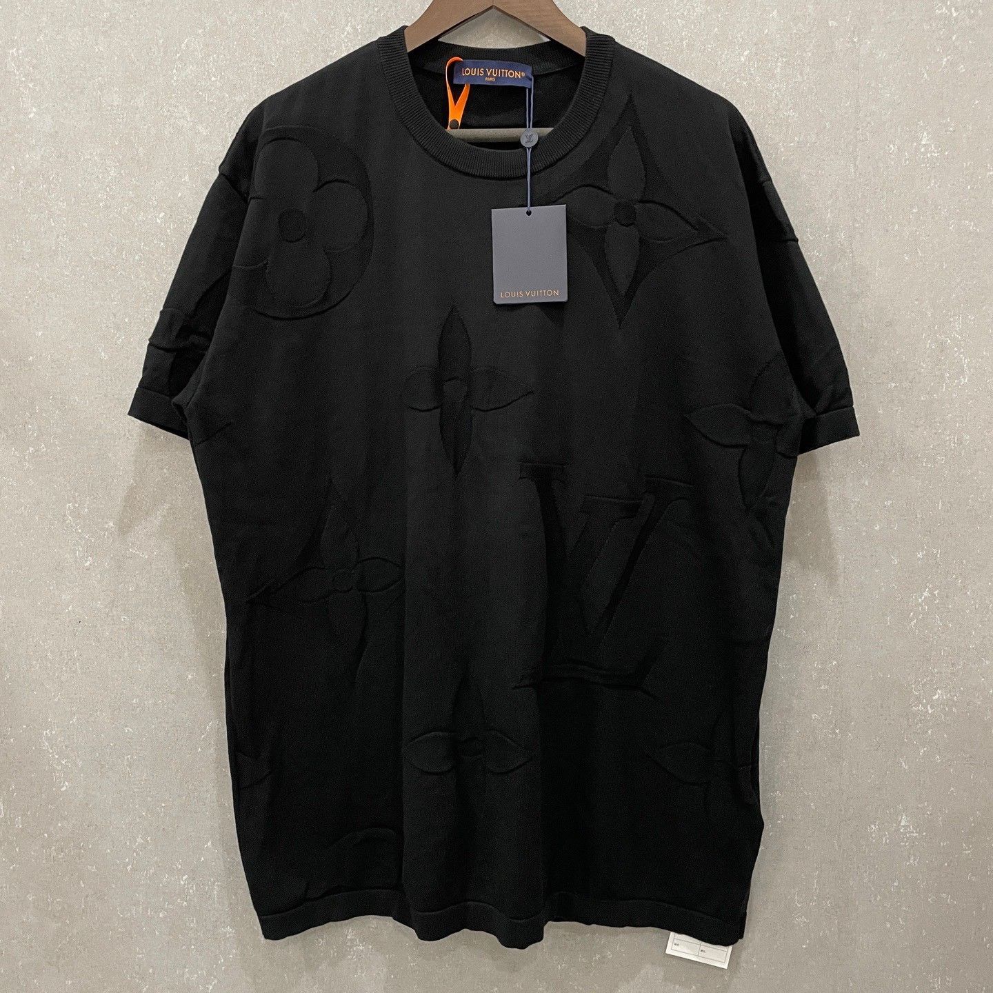 Louis Vuitton Louis Vuitton Monogram Embossed T-Shirt 4XL Size US XXL / EU 58 / 5 - 3 Thumbnail