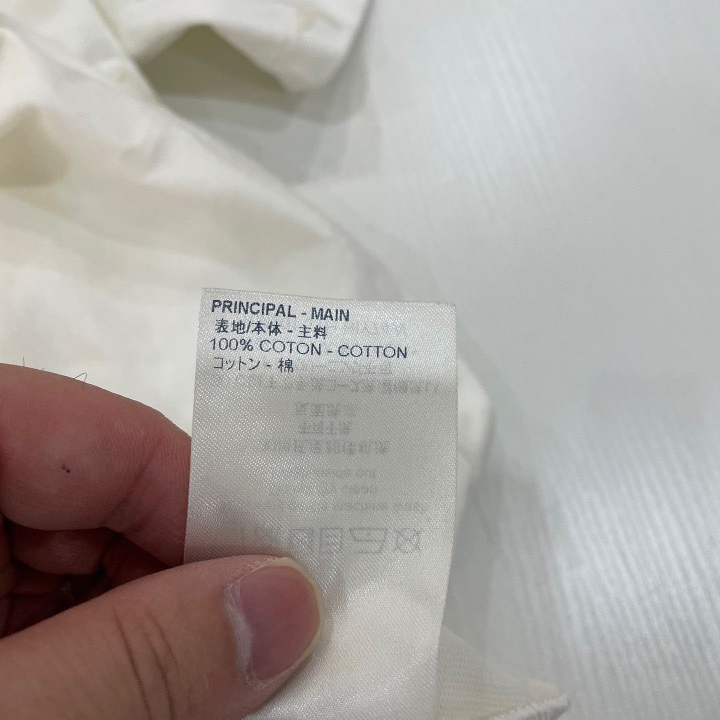 Louis Vuitton Louis Vuitton Monogram Flocked Pocket T-Shirt Size M Size US M / EU 48-50 / 2 - 7 Thumbnail